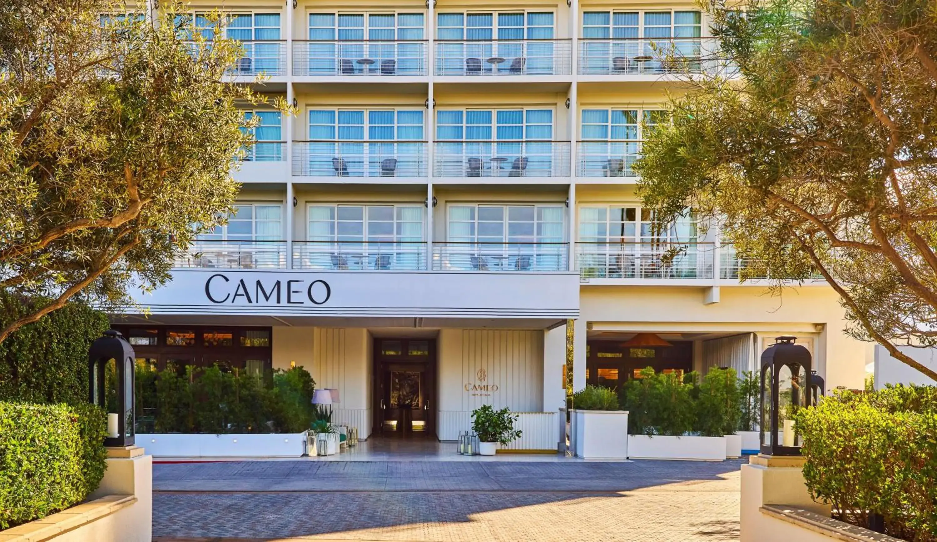 Cameo Beverly Hills, LXR Hotels & Resorts Cameo Beverly Hills, LXR Hotels & Resorts