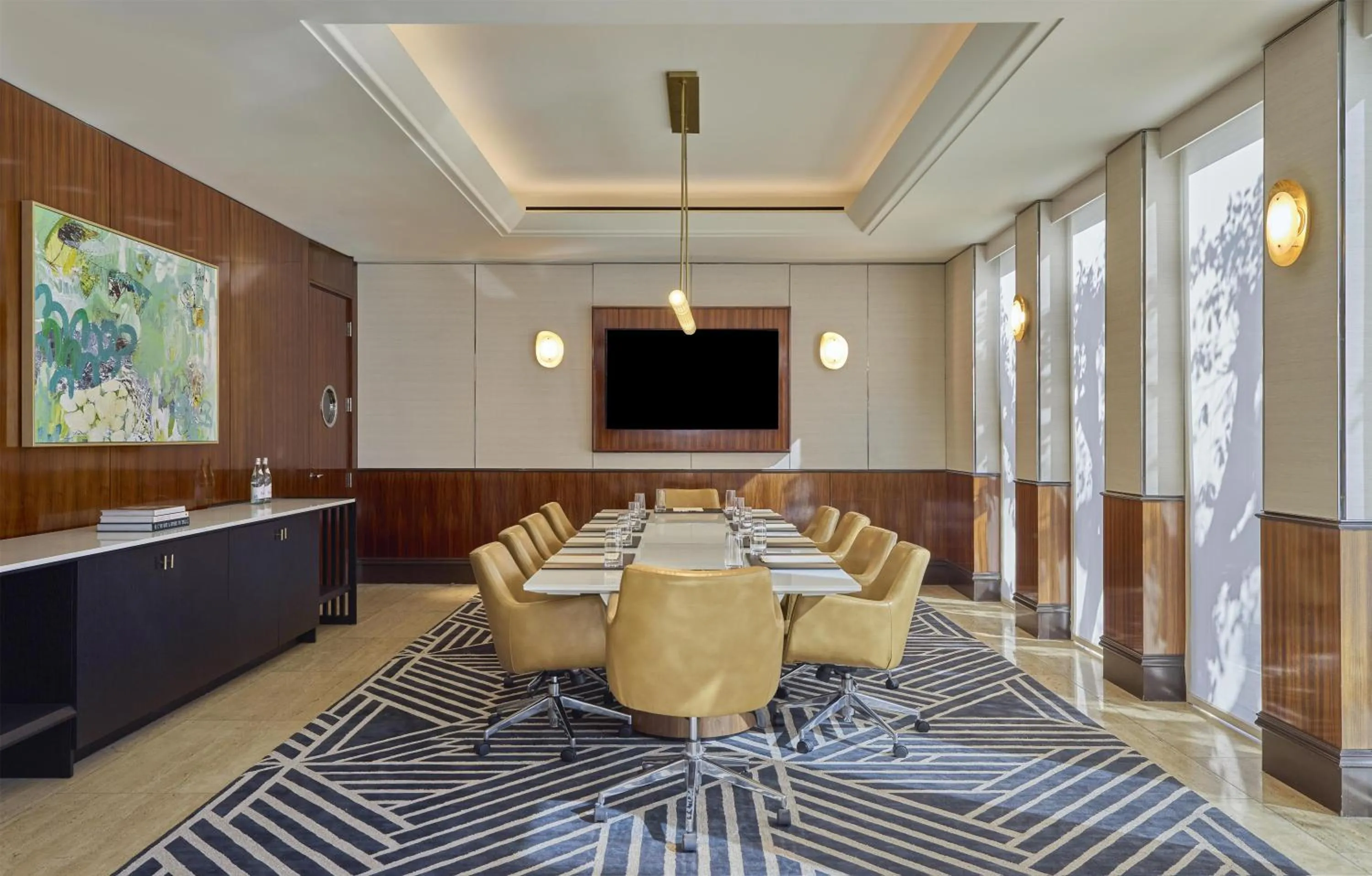 Meeting/conference room in Cameo Beverly Hills
