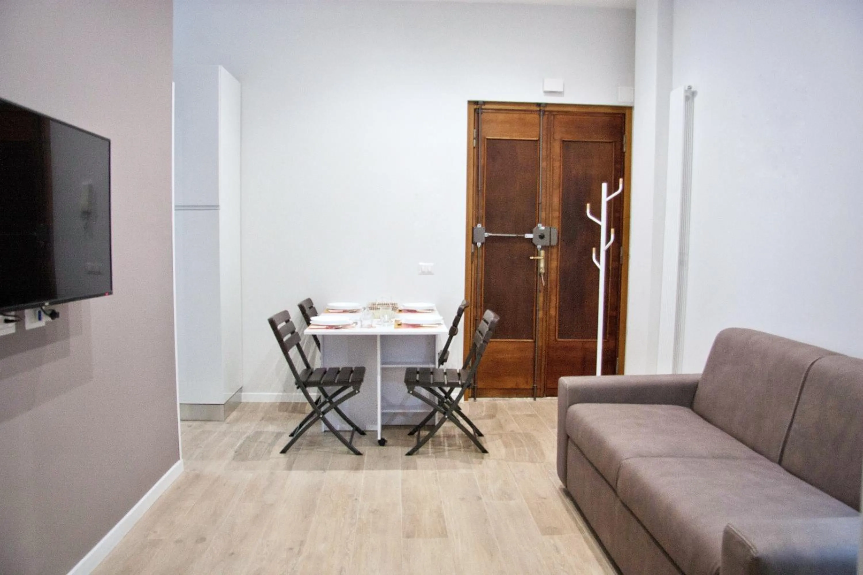 TV and multimedia in B&B Aurelia Garden Rooms