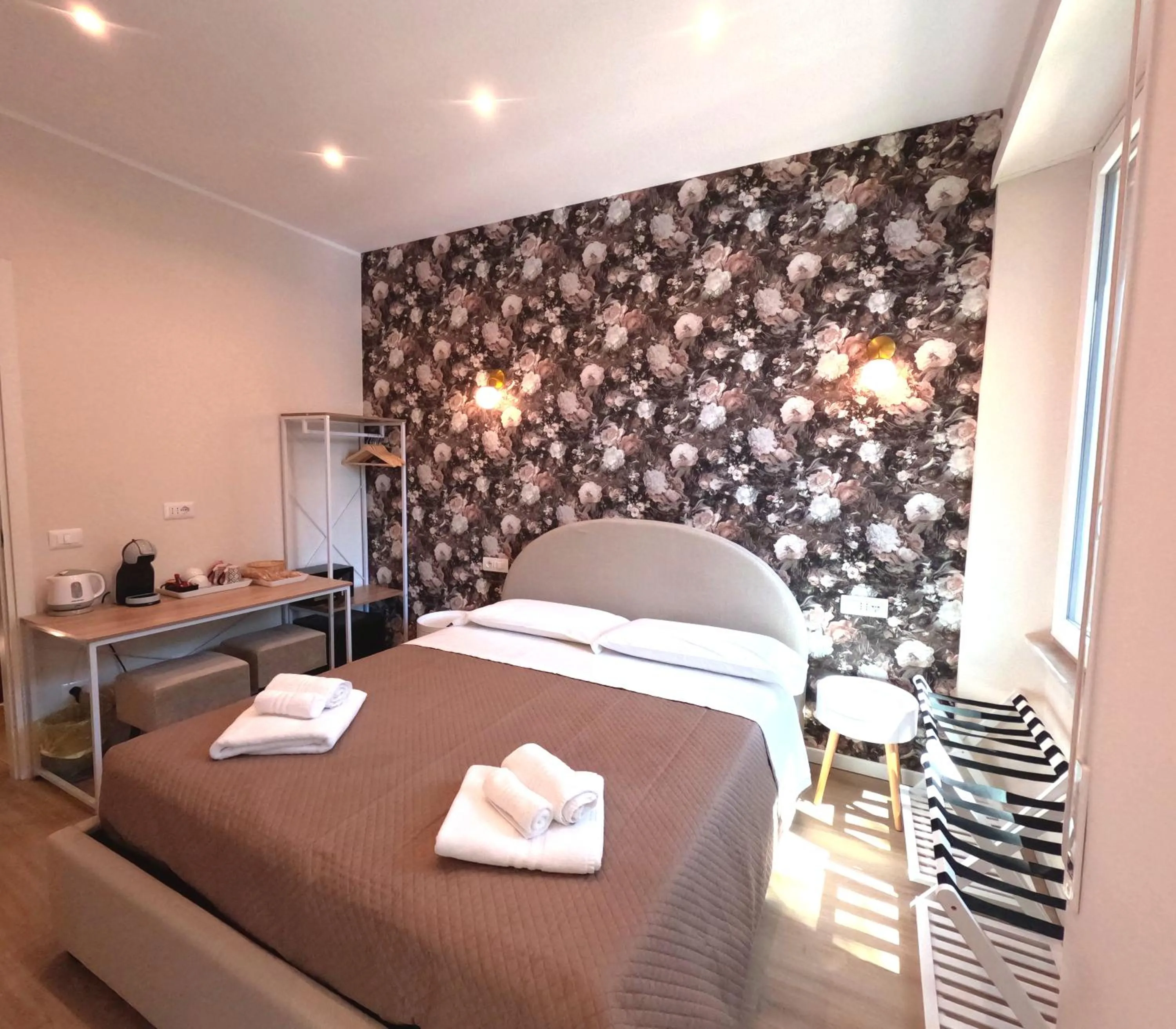 Bed in B&B Aurelia Garden Rooms