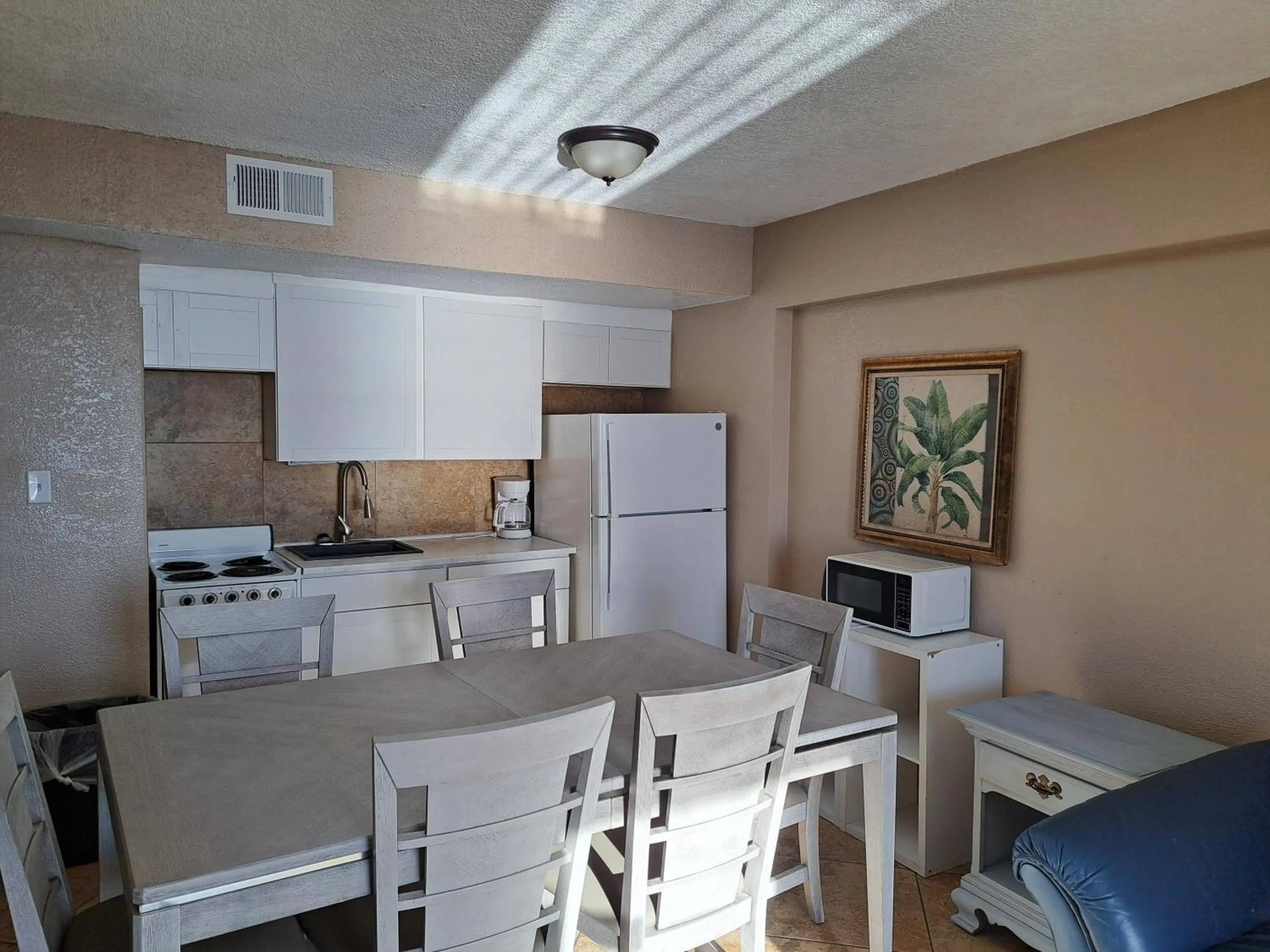 Daytona Beach Hawaiian Inn