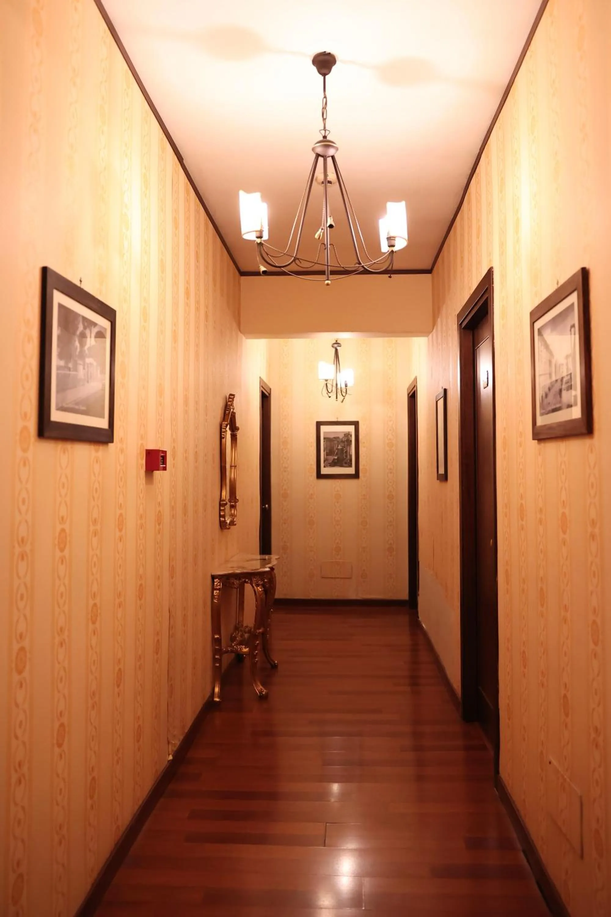 hair dresser in Hotel Max