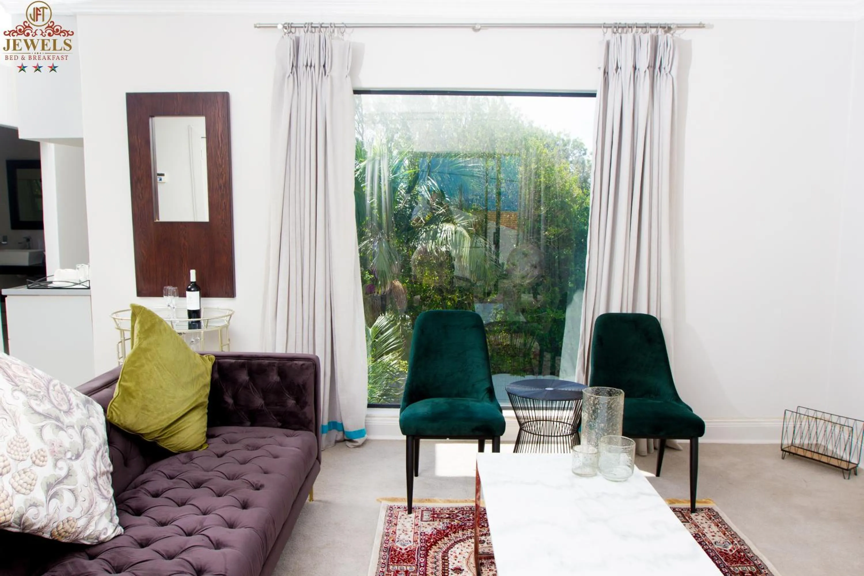 TV and multimedia in JFT Jewels Guest House