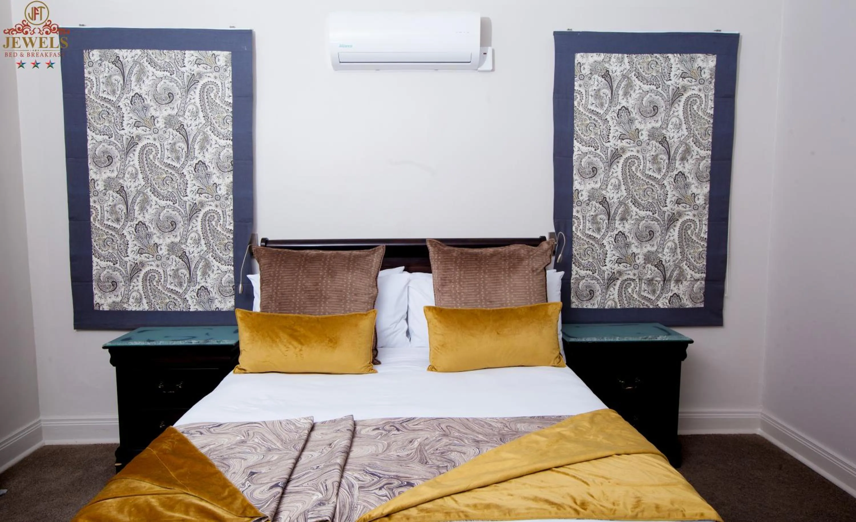 Photo of the whole room, Bed in JFT Jewels Guest House