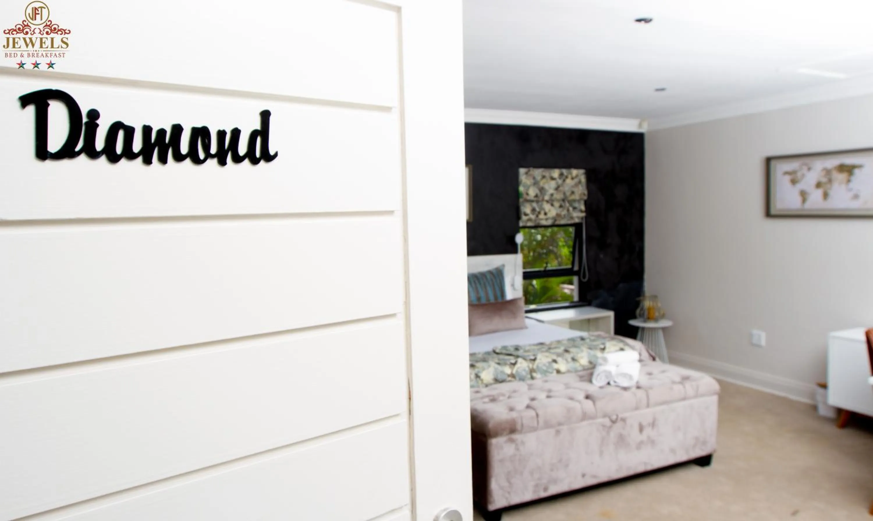 Logo/Certificate/Sign, Bed in JFT Jewels Guest House