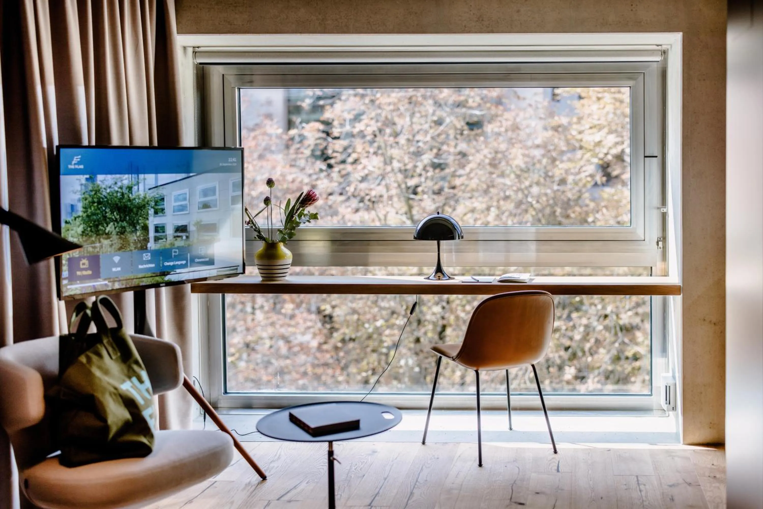 Seating area in THE FLAG West M.