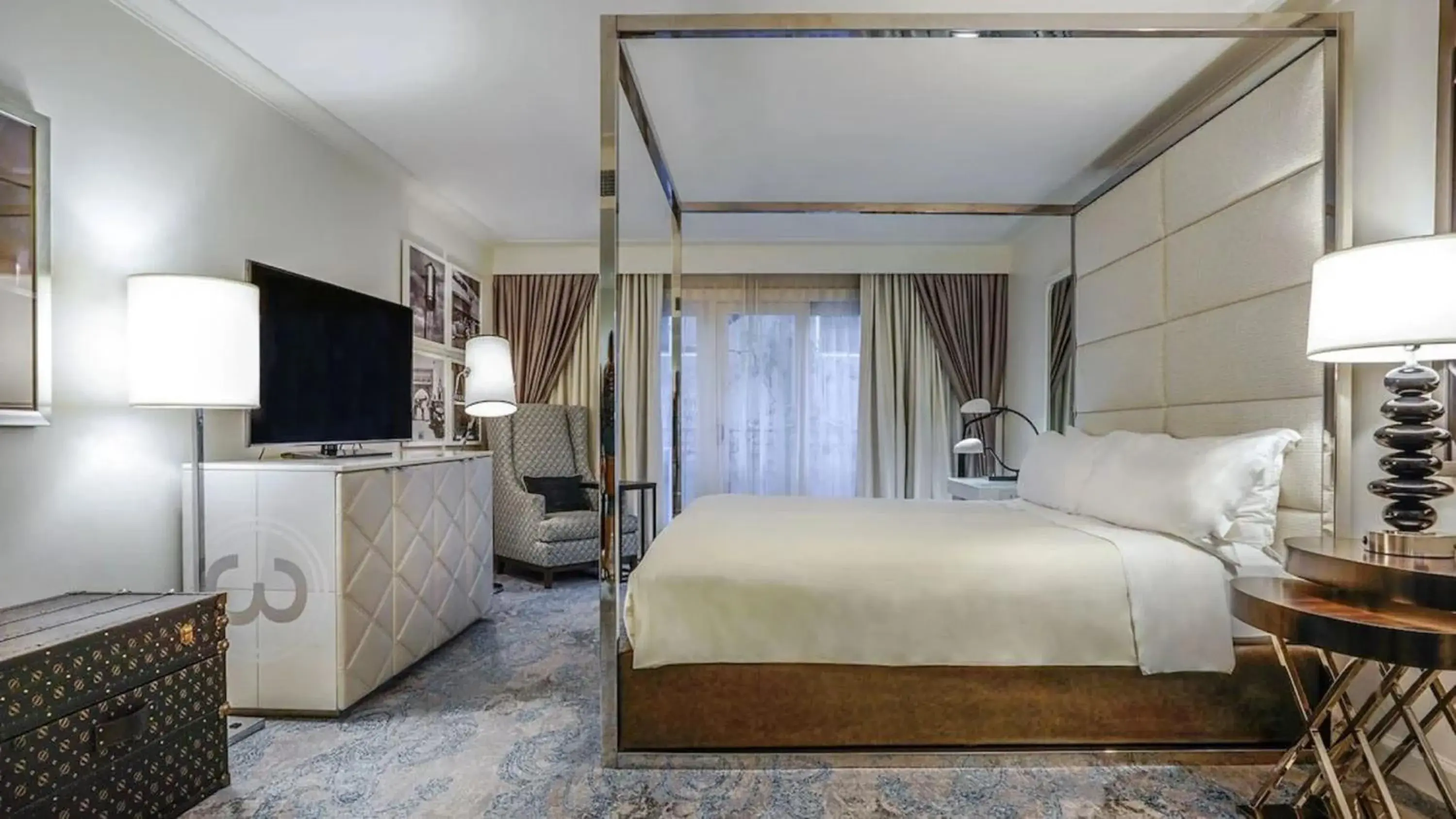 Bed in Hotel Amarano Burbank-Hollywood Bed in Hotel Amarano Burbank-Hollywood