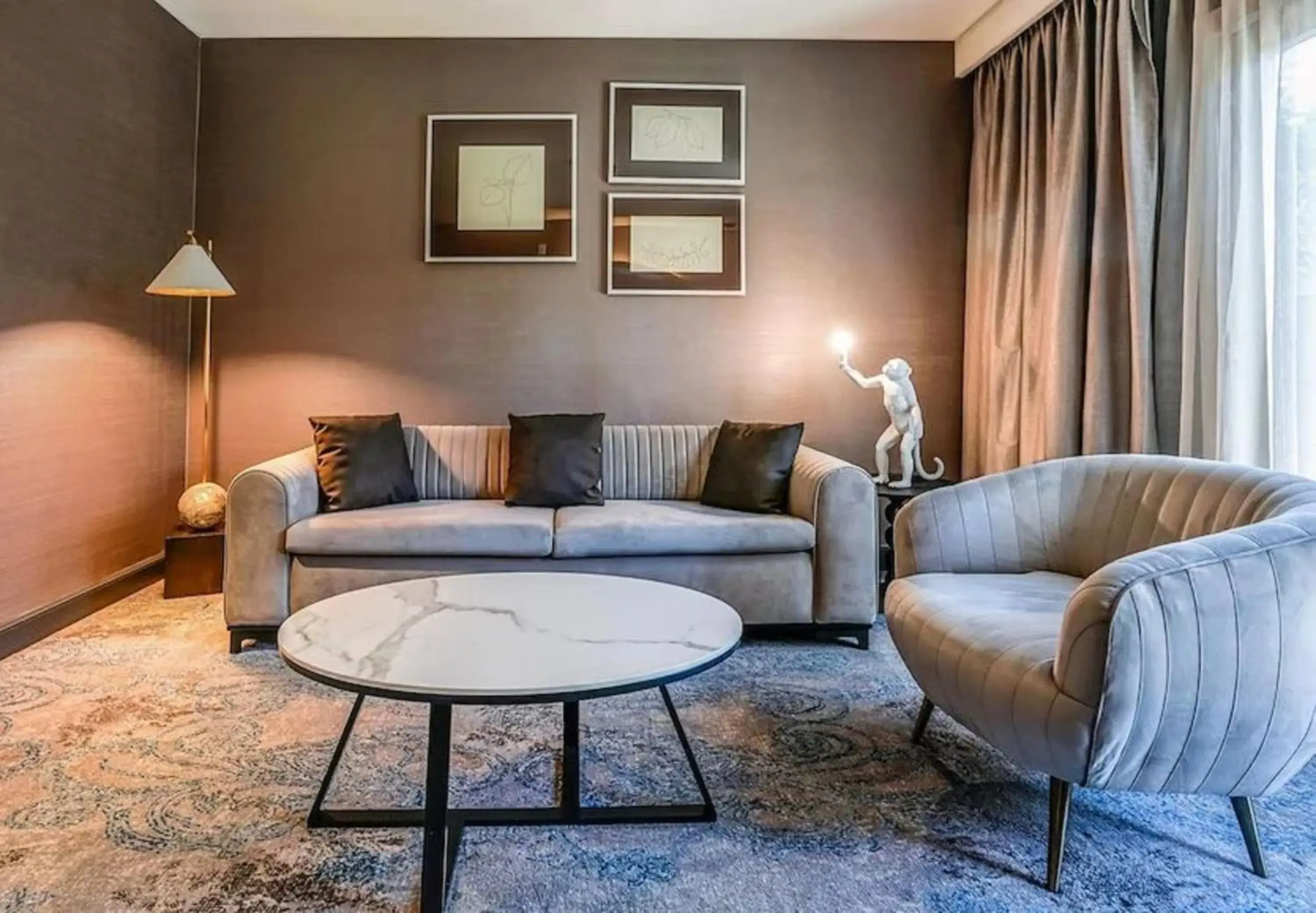 Property building in Hotel Amarano Burbank-Hollywood Property building in Hotel Amarano Burbank-Hollywood