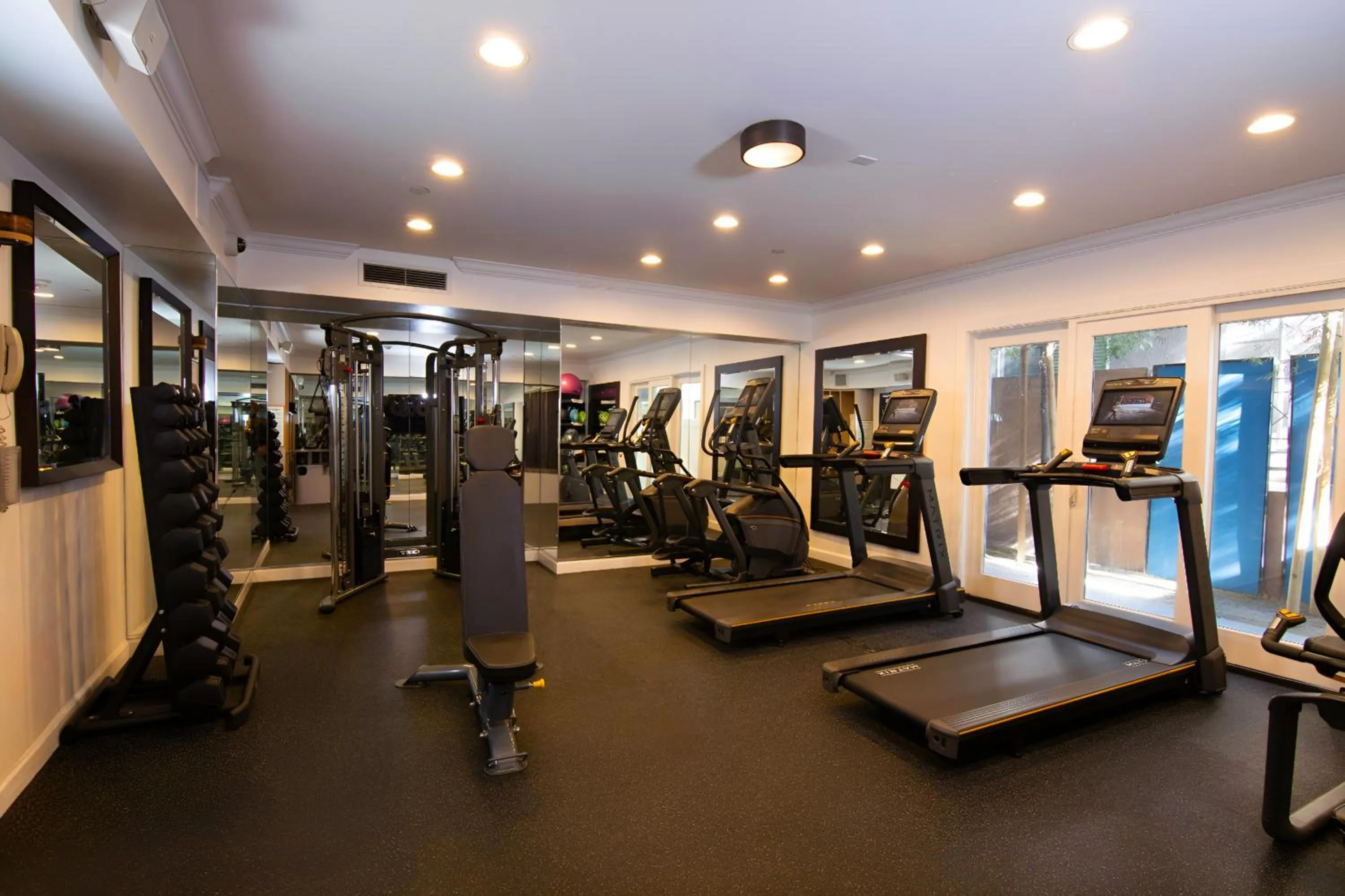 Fitness centre/facilities in Hotel Amarano Burbank-Hollywood