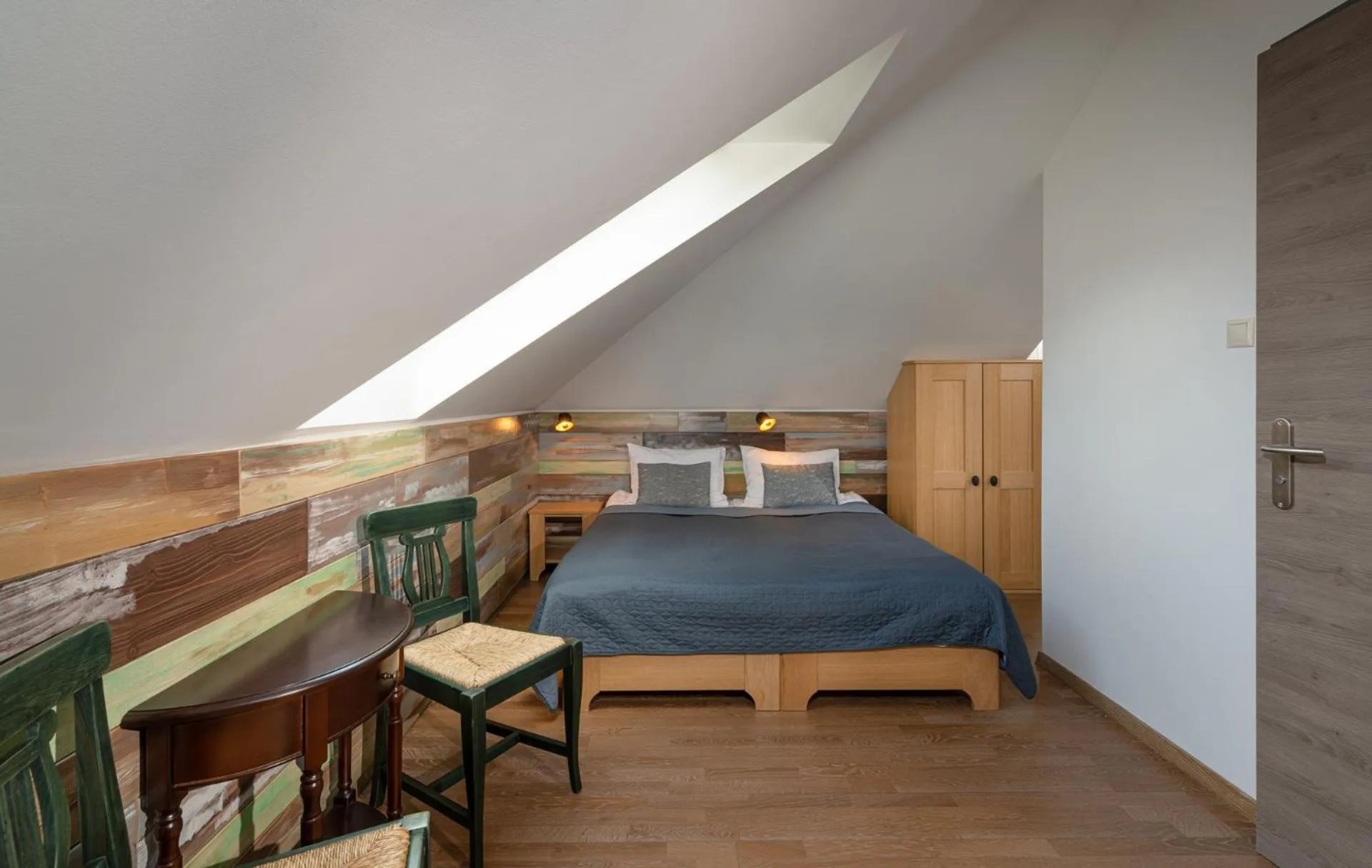 Photo of the whole room, Bed in Butikhotel Visegrád