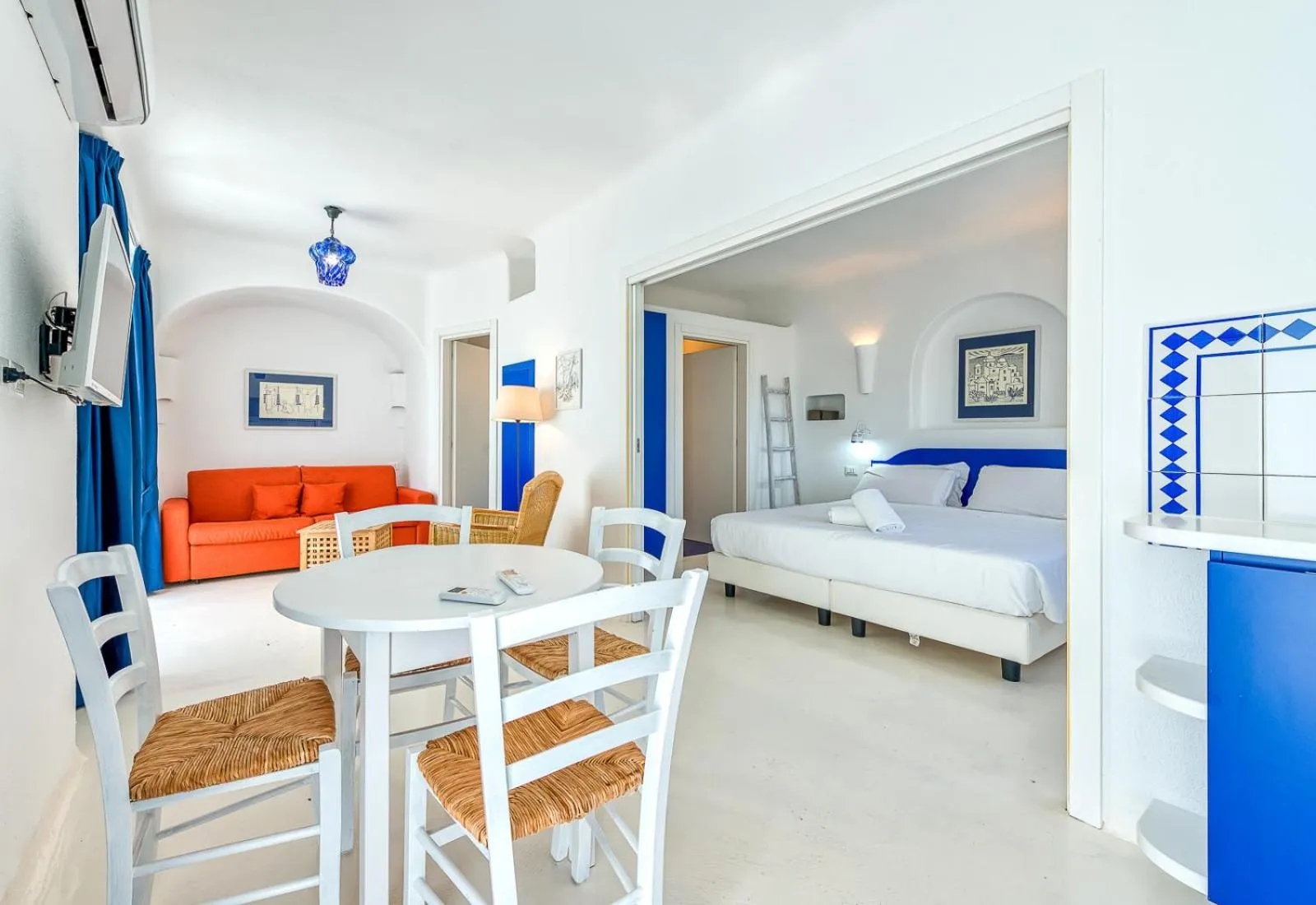 Bed in Villa Ravino Secret Retreat