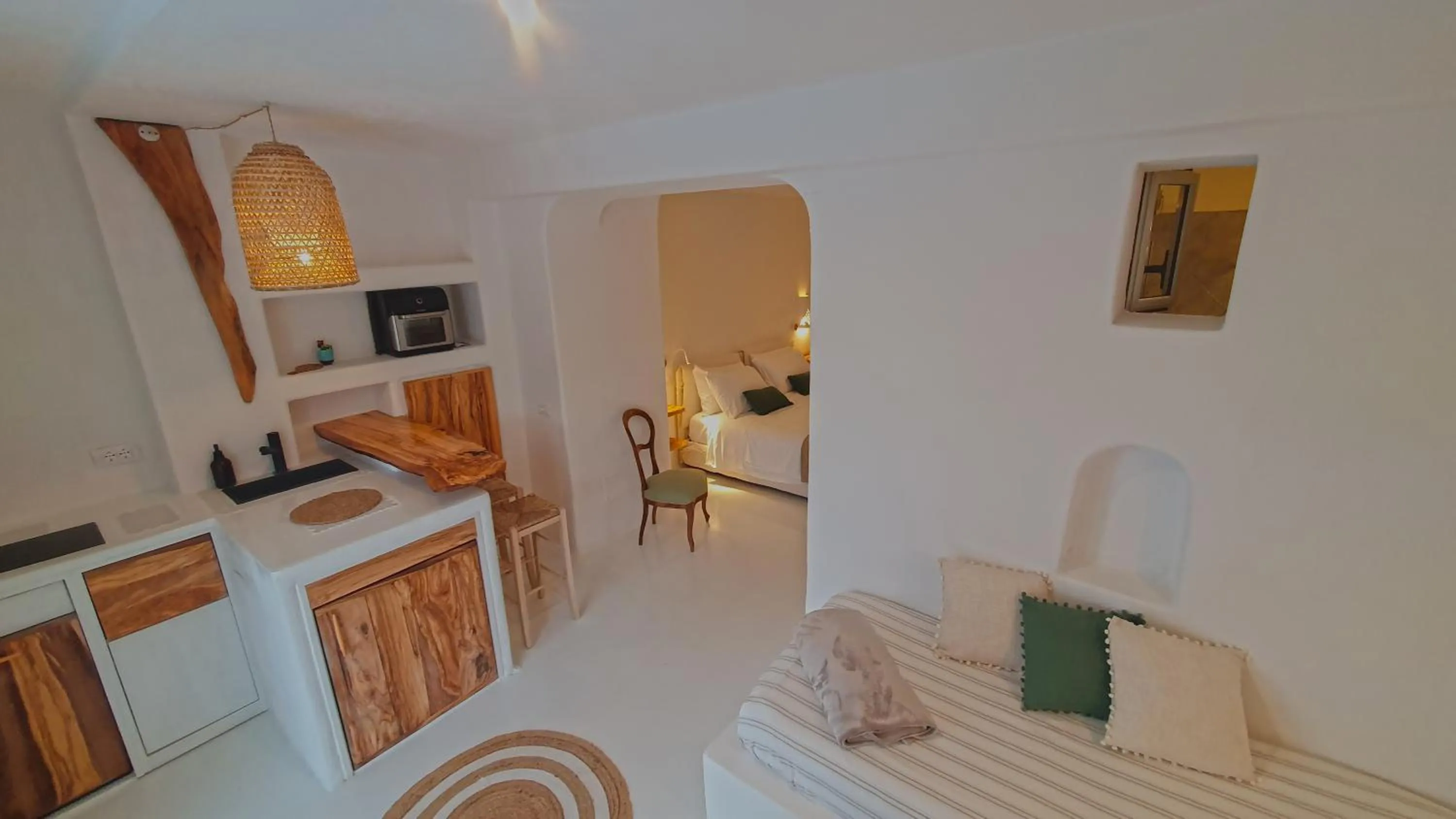 Photo of the whole room in Villa Ravino Secret Retreat