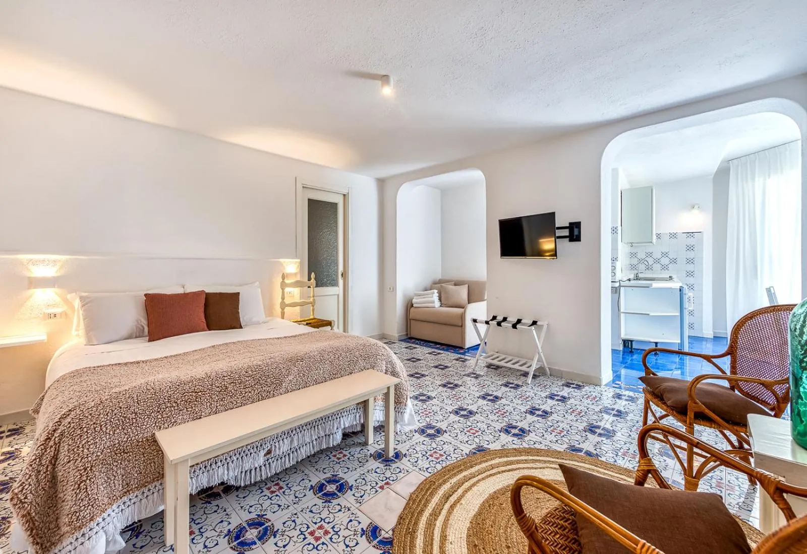 Bed in Villa Ravino Secret Retreat