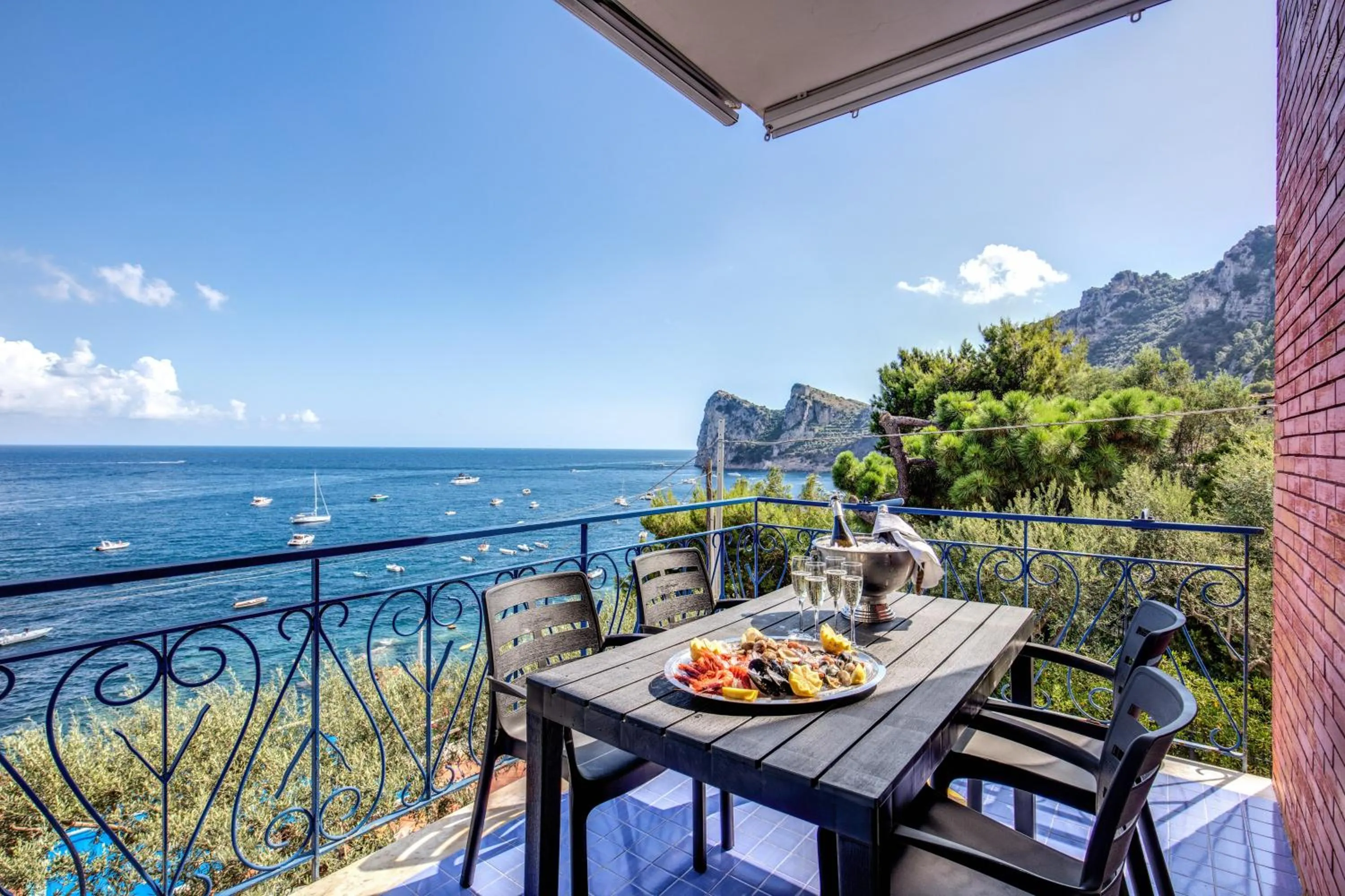 Balcony/Terrace in RELAIS TRITONE