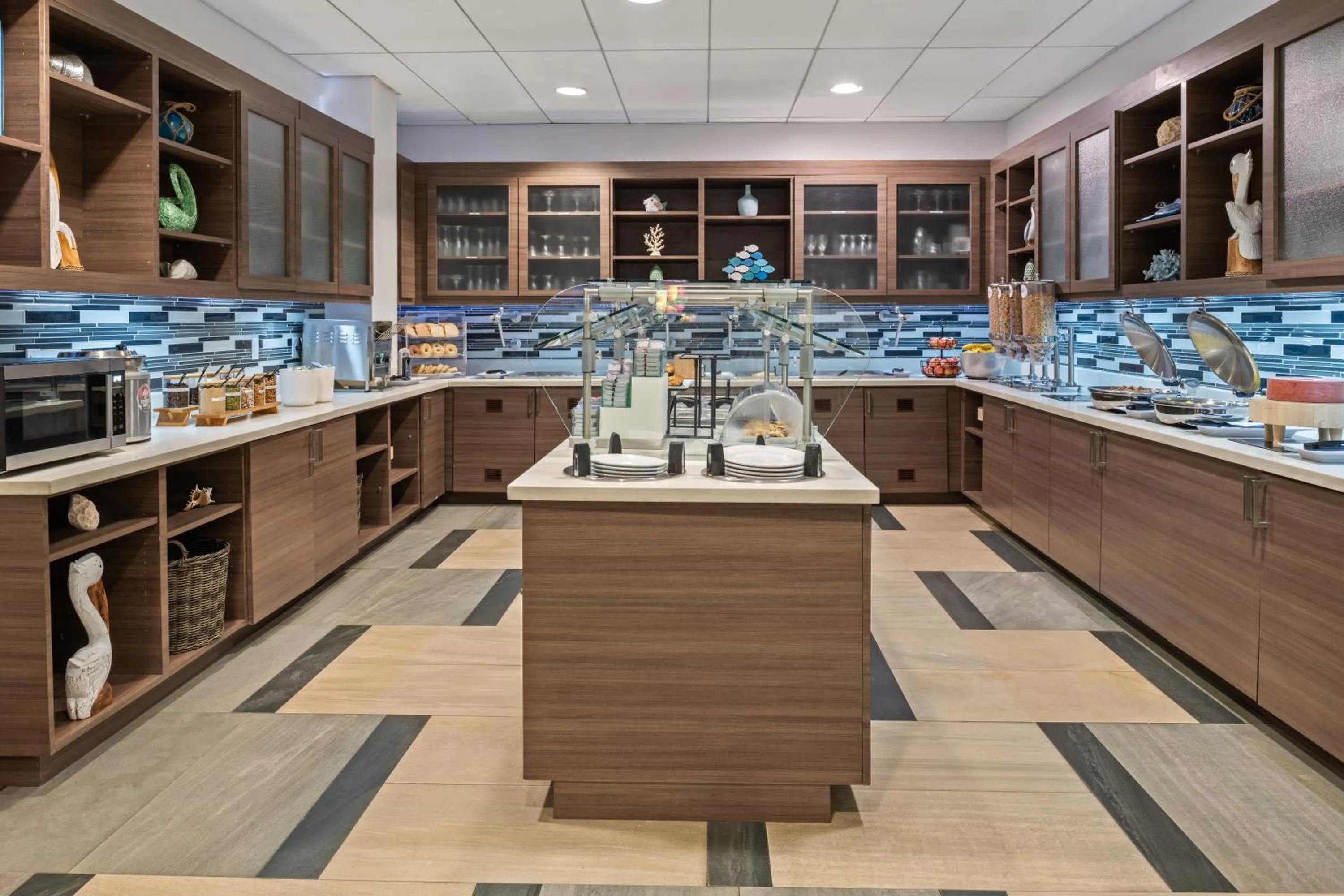 Restaurant/places to eat in Residence Inn by Marriott Daytona Beach Oceanfront