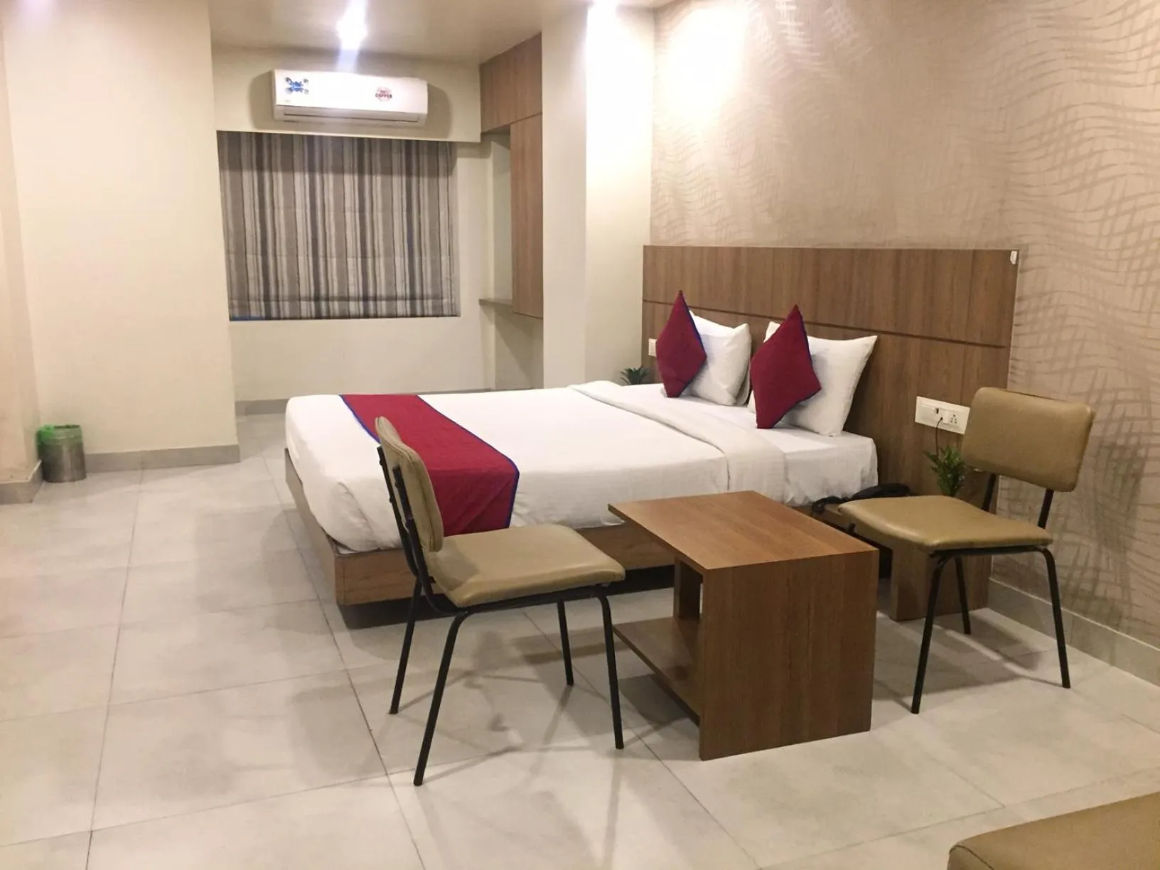 Bed in Hotel Imperial