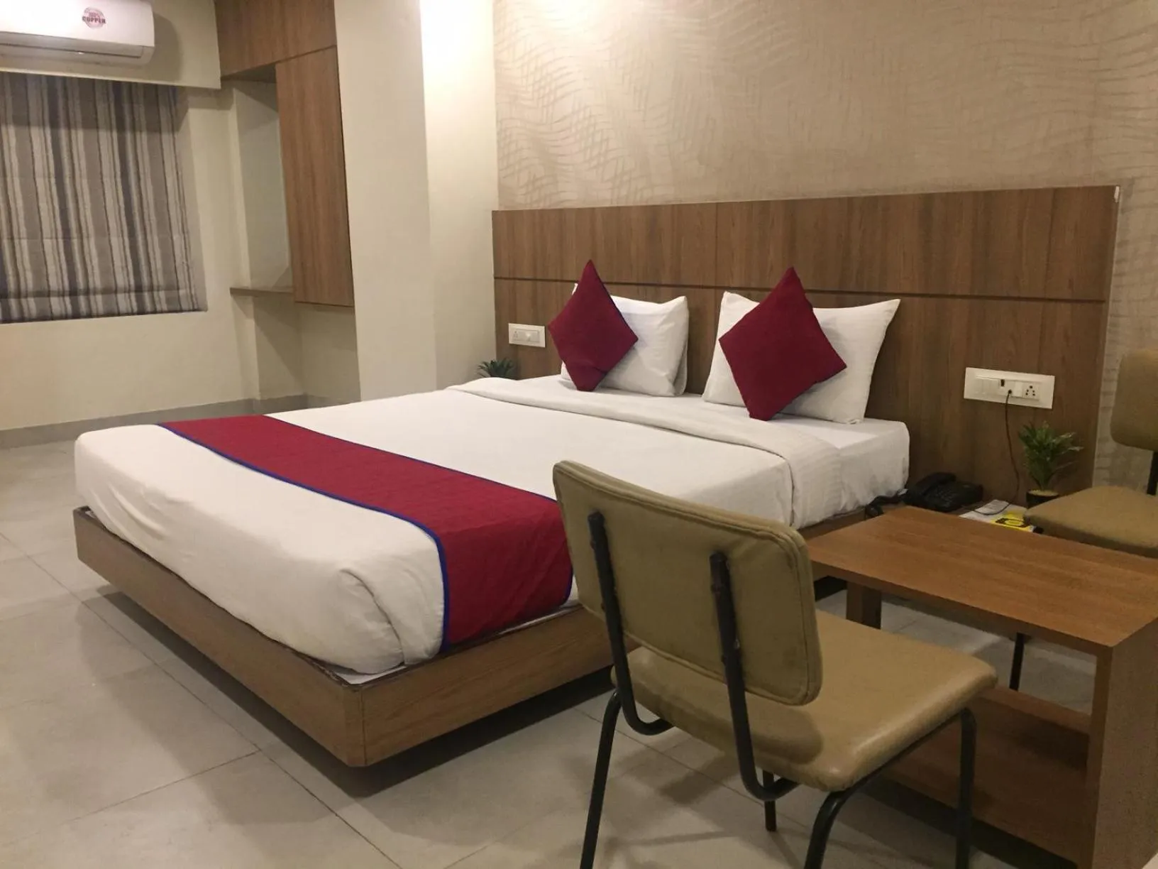 Bed in Hotel Imperial