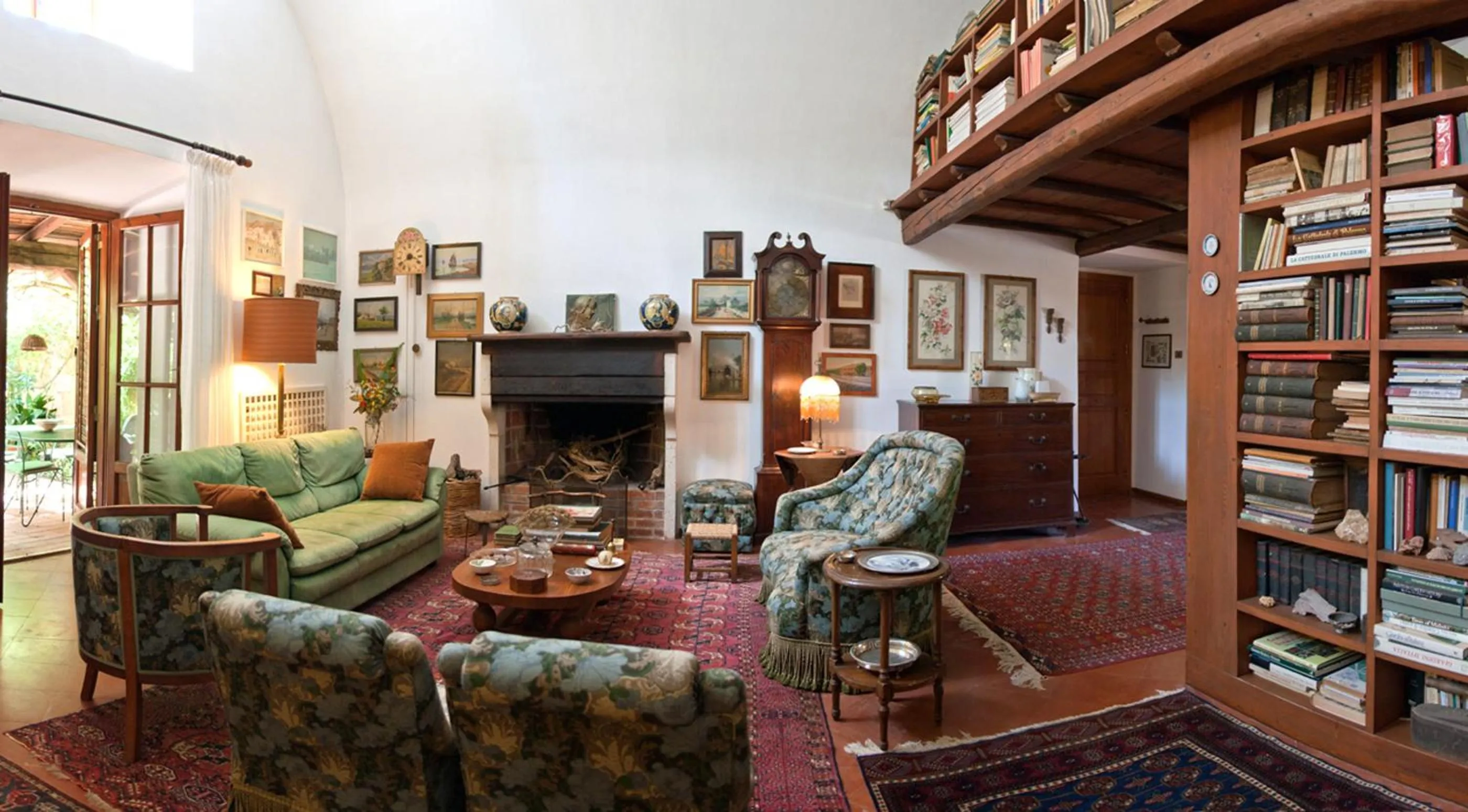 Communal lounge/ TV room in Il Glicine La Piana dei Colli