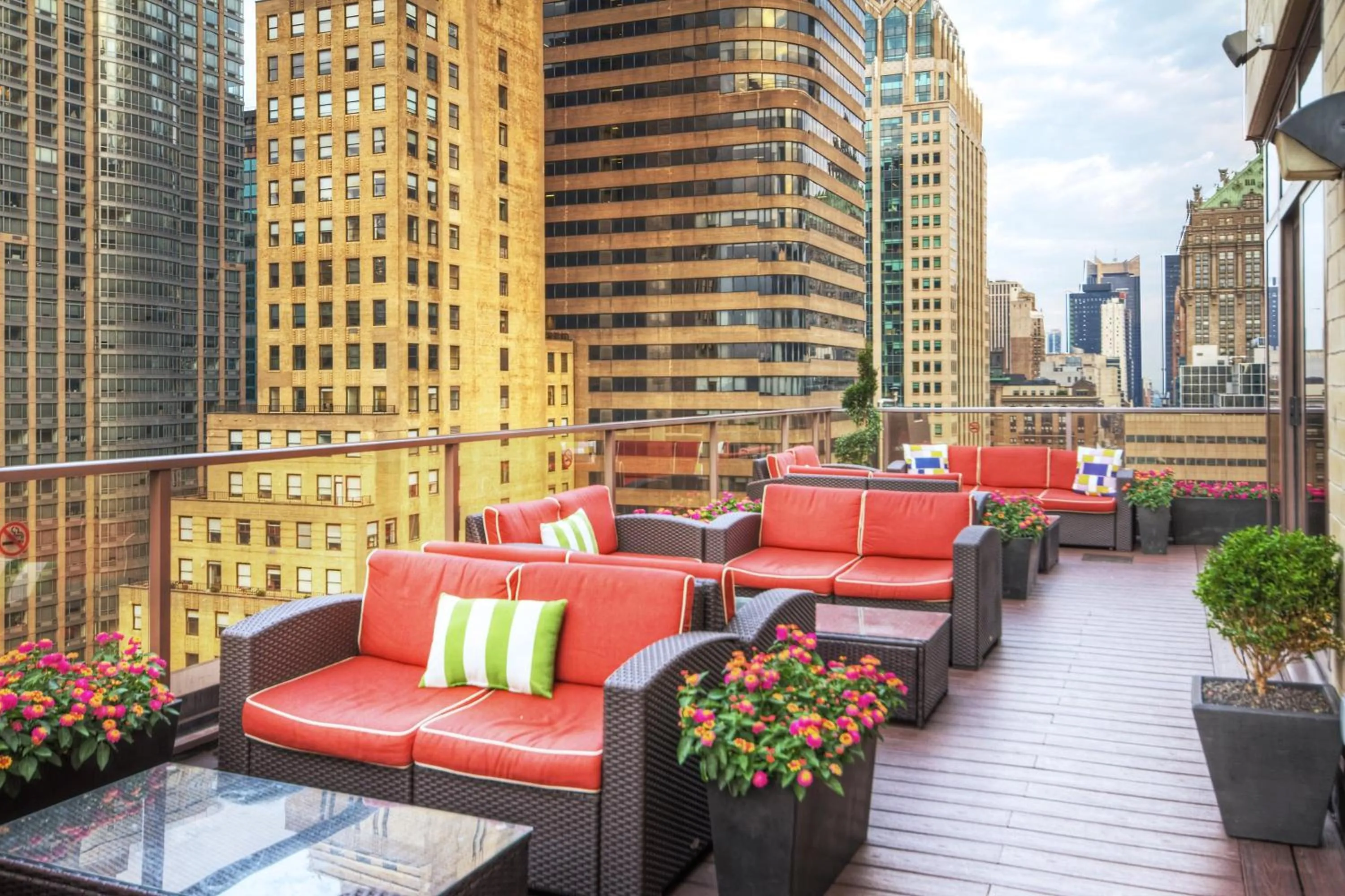 Property building in Club Wyndham Midtown 45