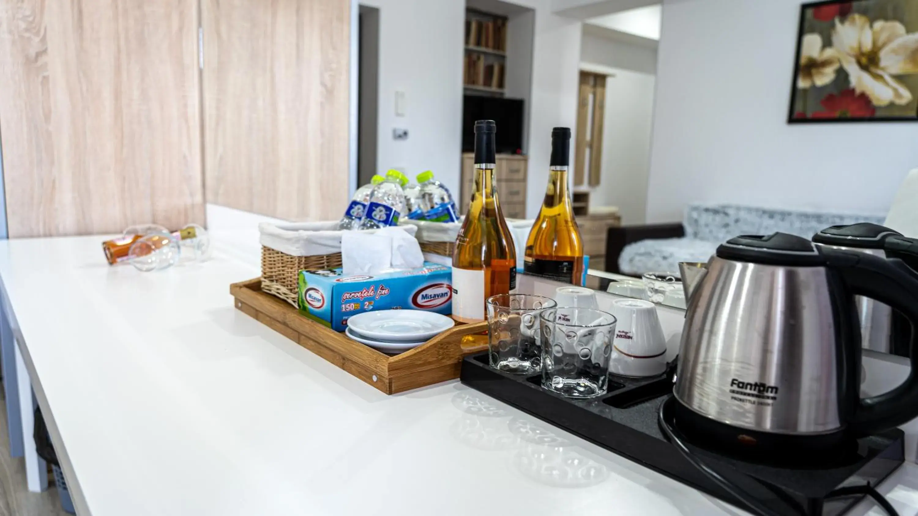 Coffee/tea facilities in Avenue Parliament Old Town - Avenue Hotels Coffee/tea facilities in Avenue Parliament Old Town - Avenue Hotels