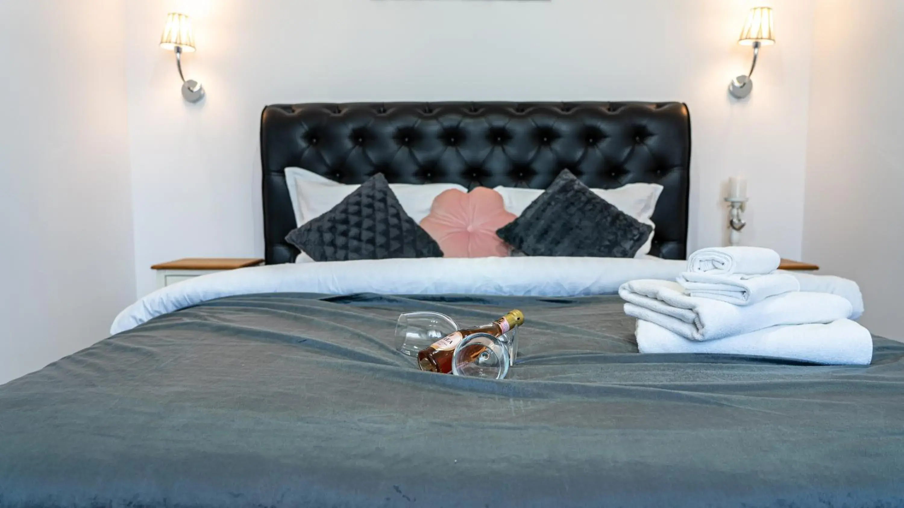 Bed in Avenue Parliament Old Town - Avenue Hotels Bed in Avenue Parliament Old Town - Avenue Hotels