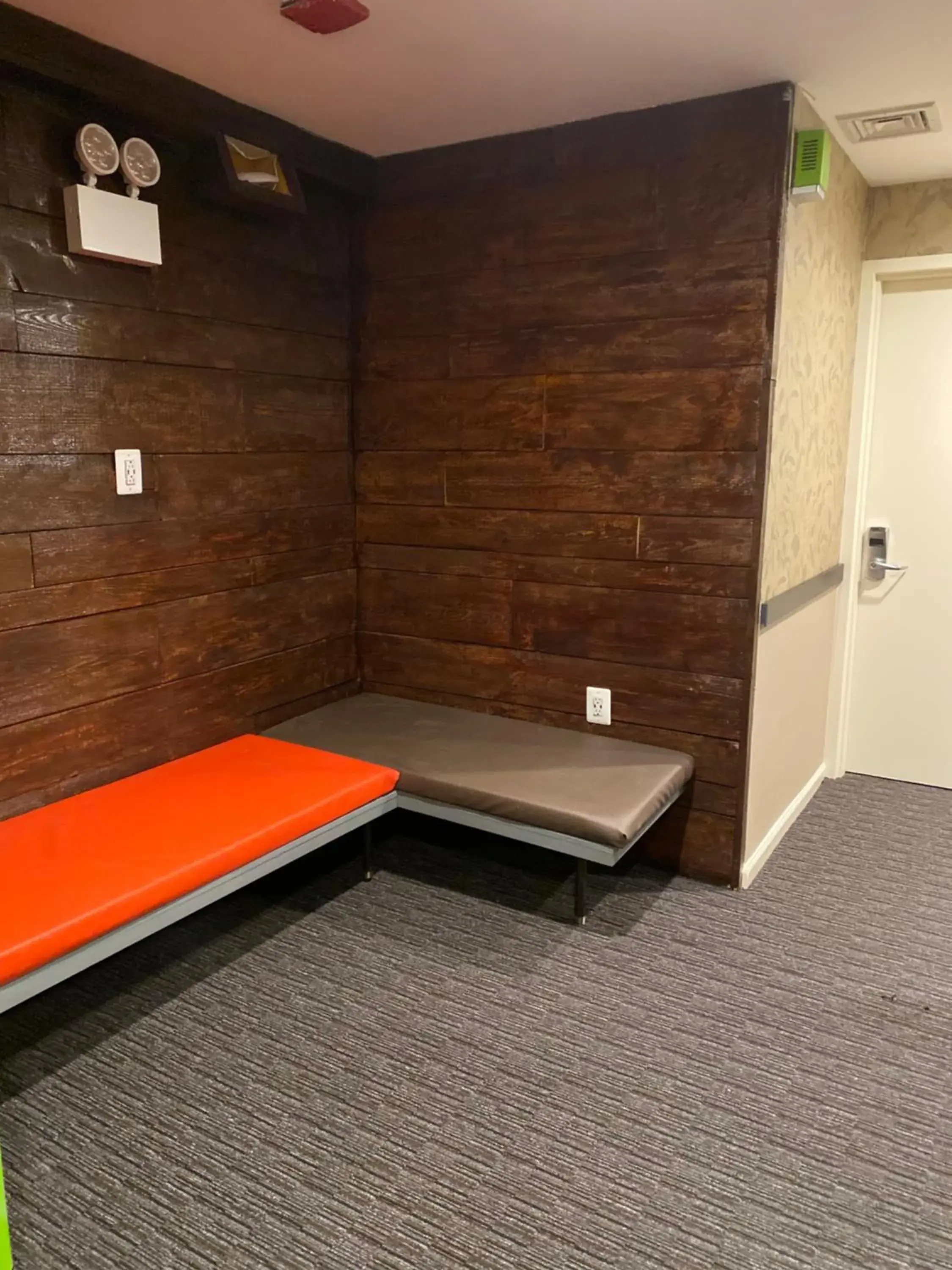 Bed in Hotel Key Bed in Hotel Key