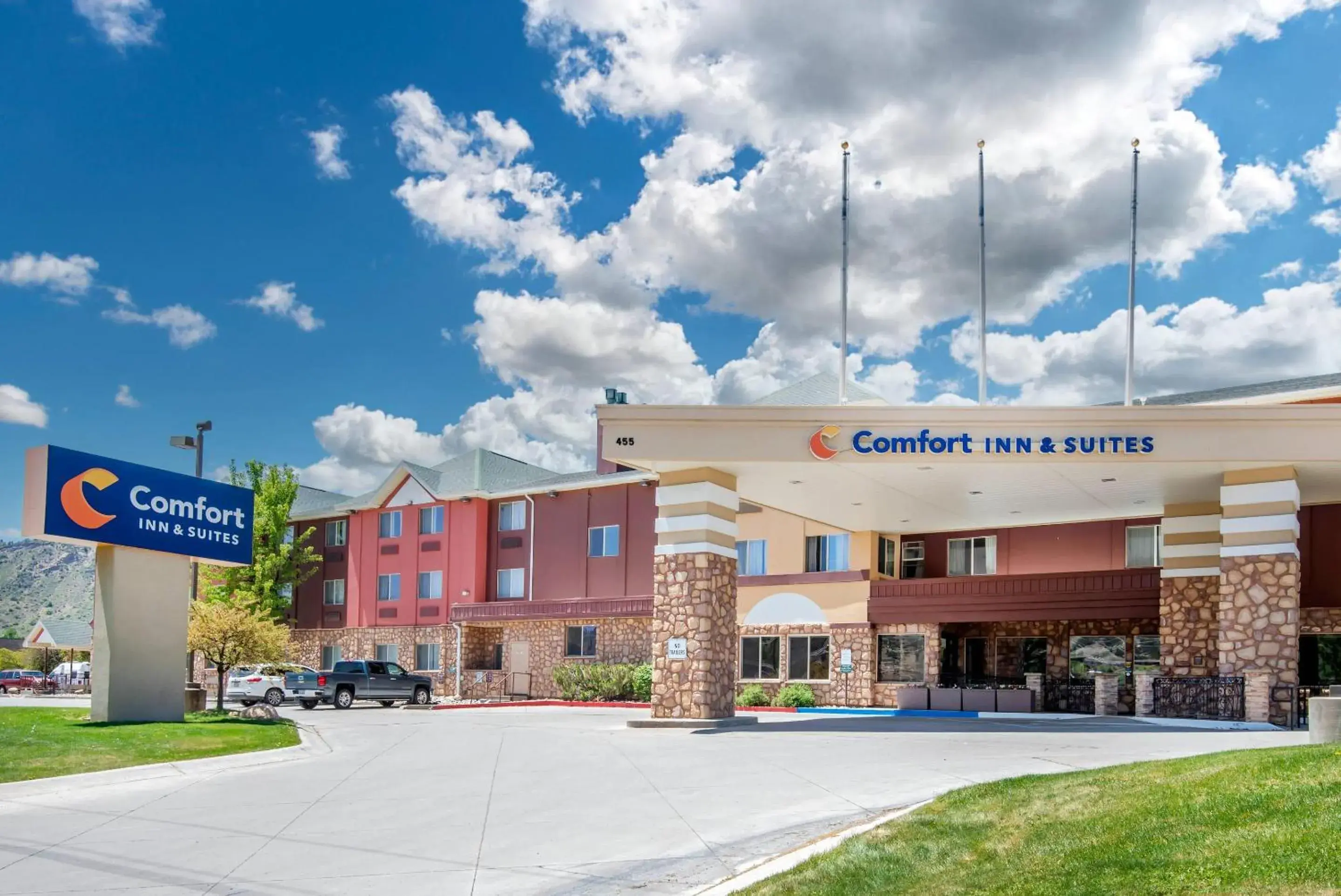 Property building in Comfort Inn & Suites Durango Property building in Comfort Inn & Suites Durango