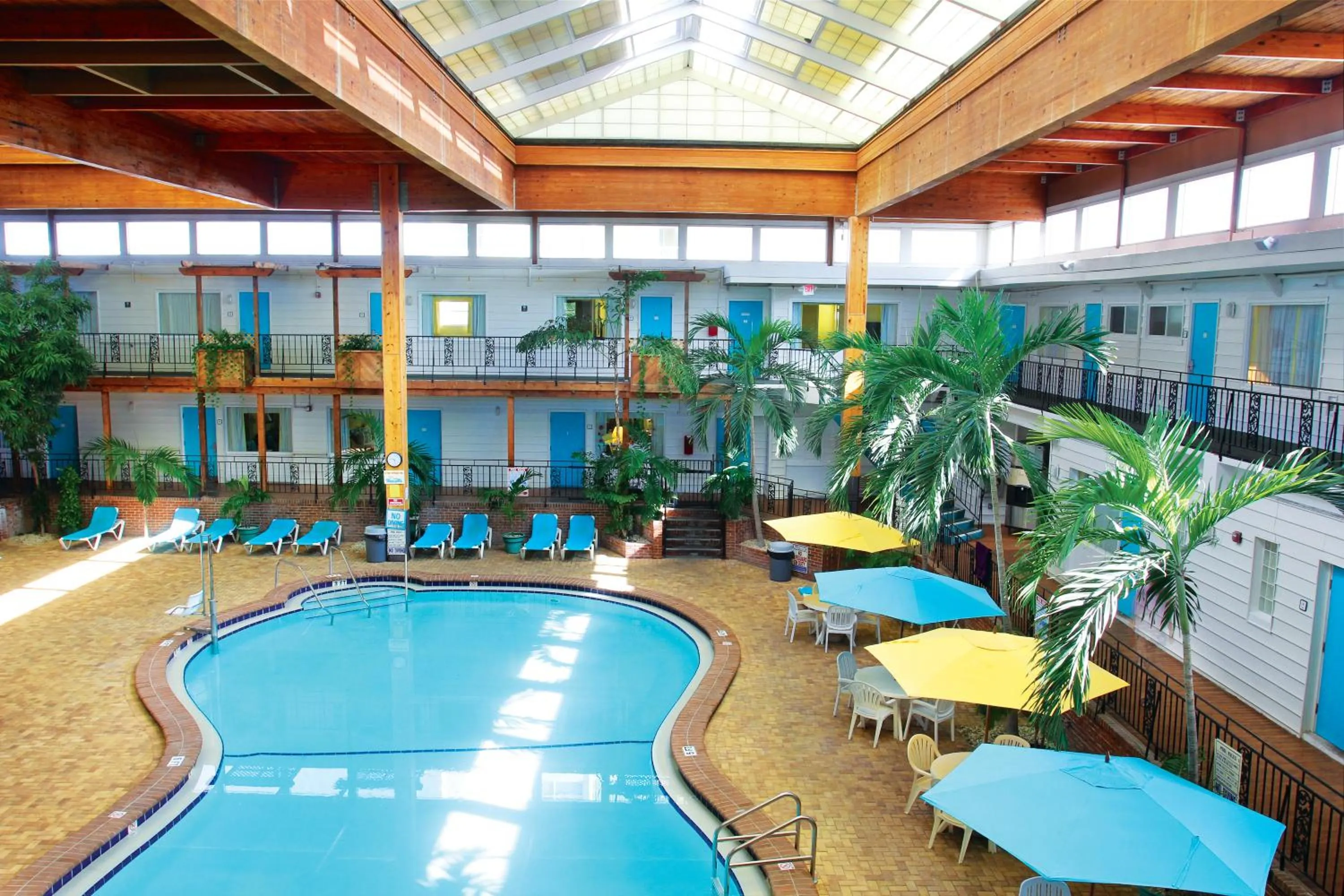Swimming pool in Perry's Ocean-Edge Resort
