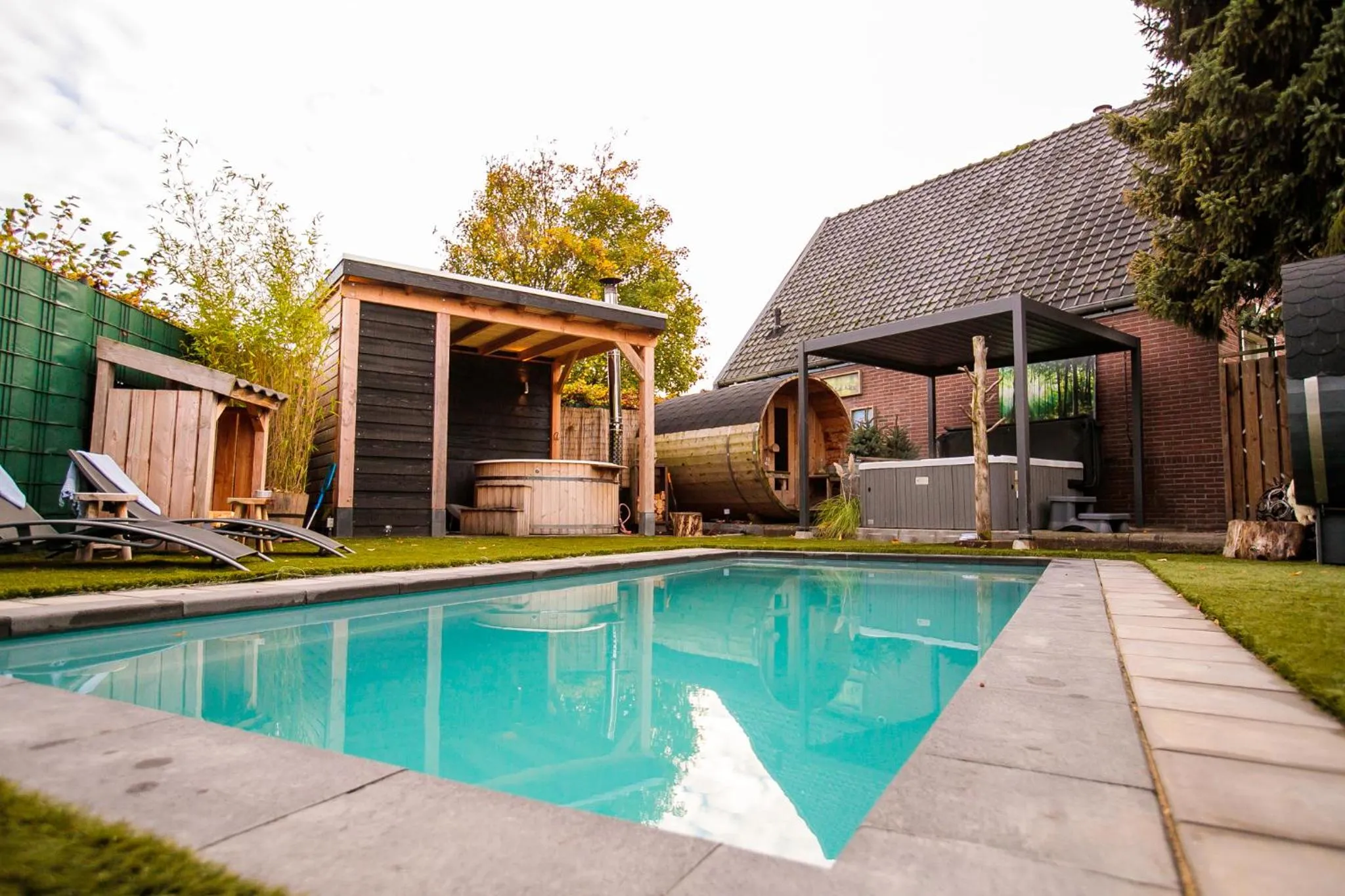 Hot Tub in B B Huize Hooijer