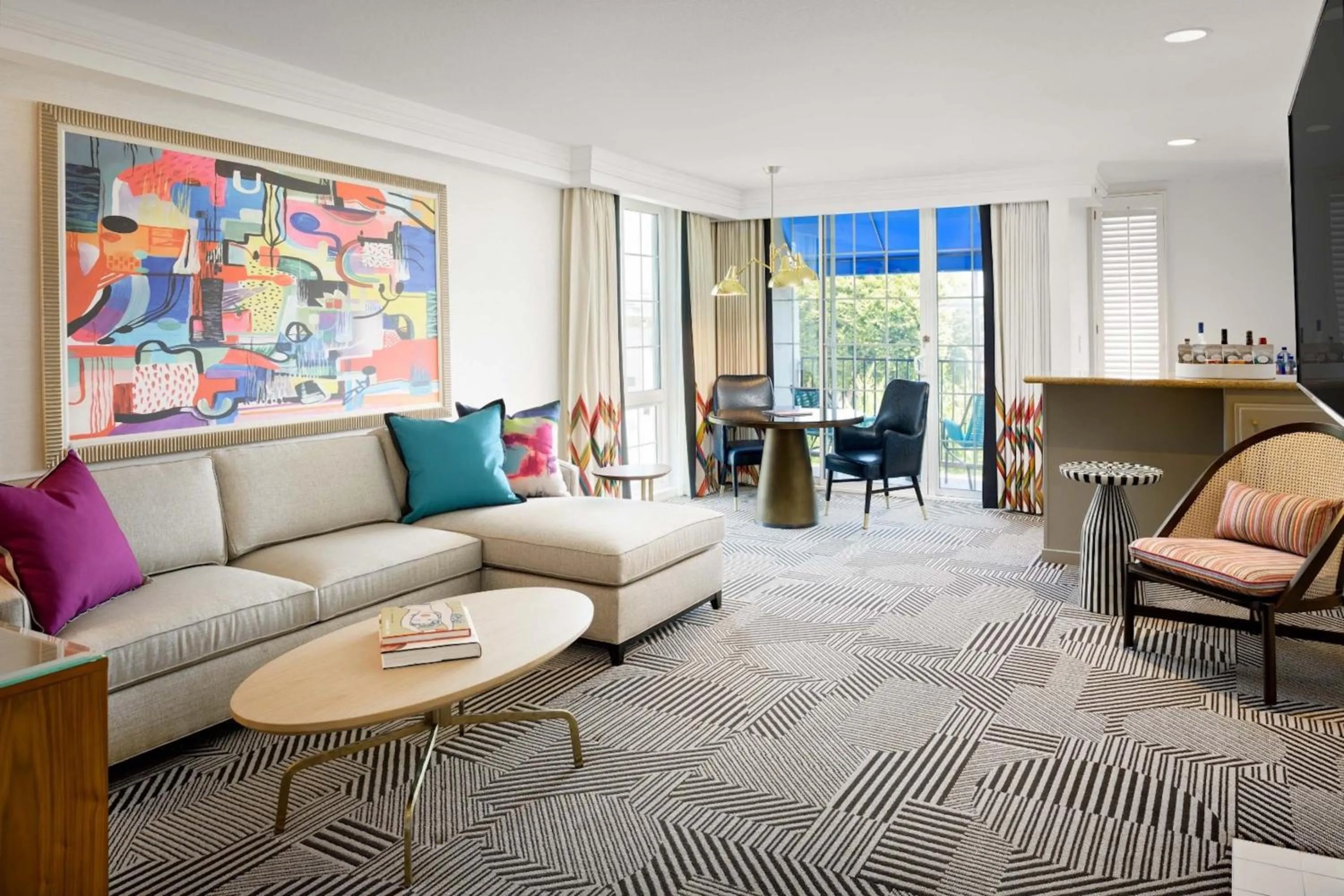 Seating area in Le Parc at Melrose