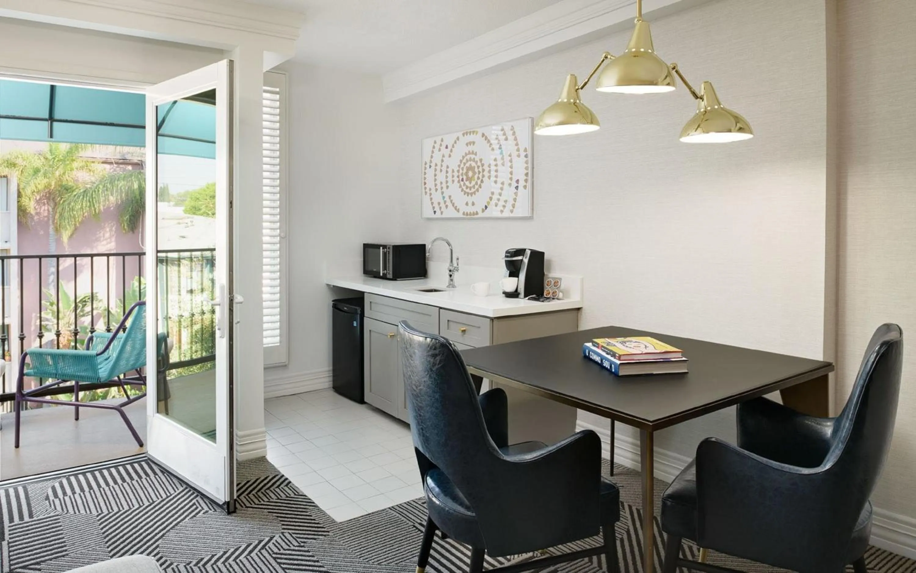 Photo of the whole room in Le Parc at Melrose