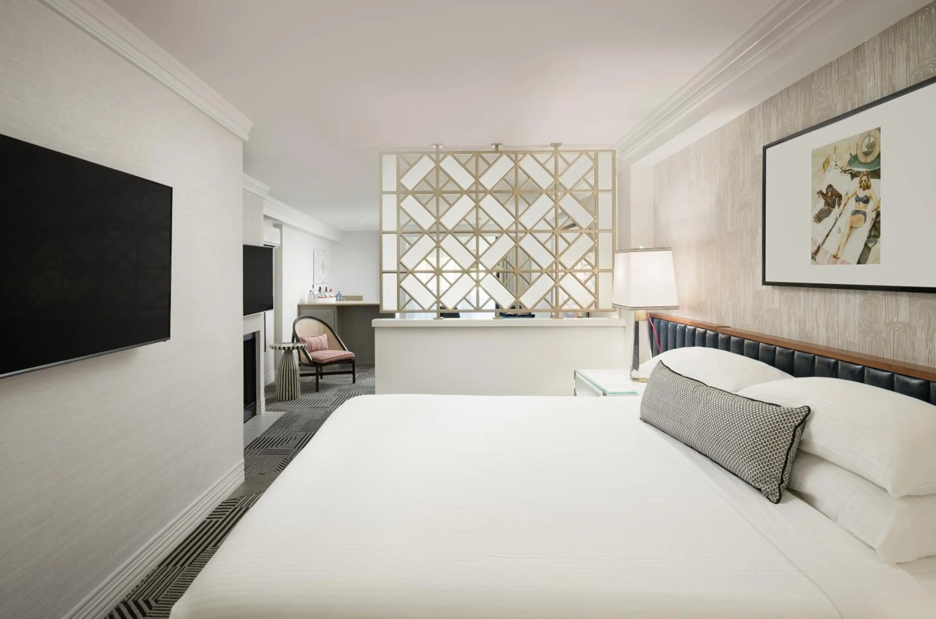 Bed in Le Parc at Melrose