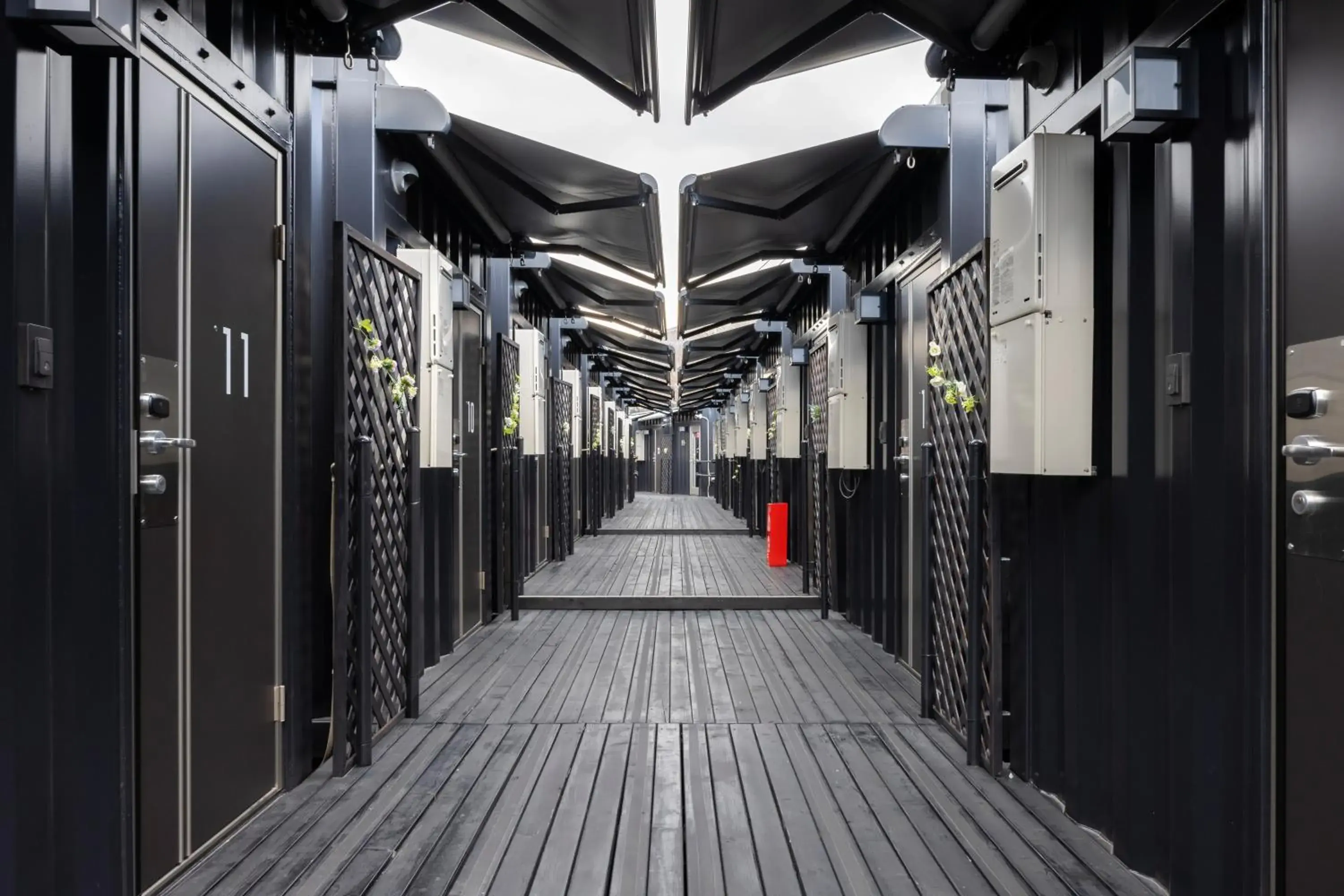 Property building in HOTEL R9 The Yard Tokoname Property building in HOTEL R9 The Yard Tokoname