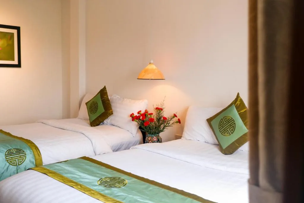 Bed in Purple Hue - Charming Riverside