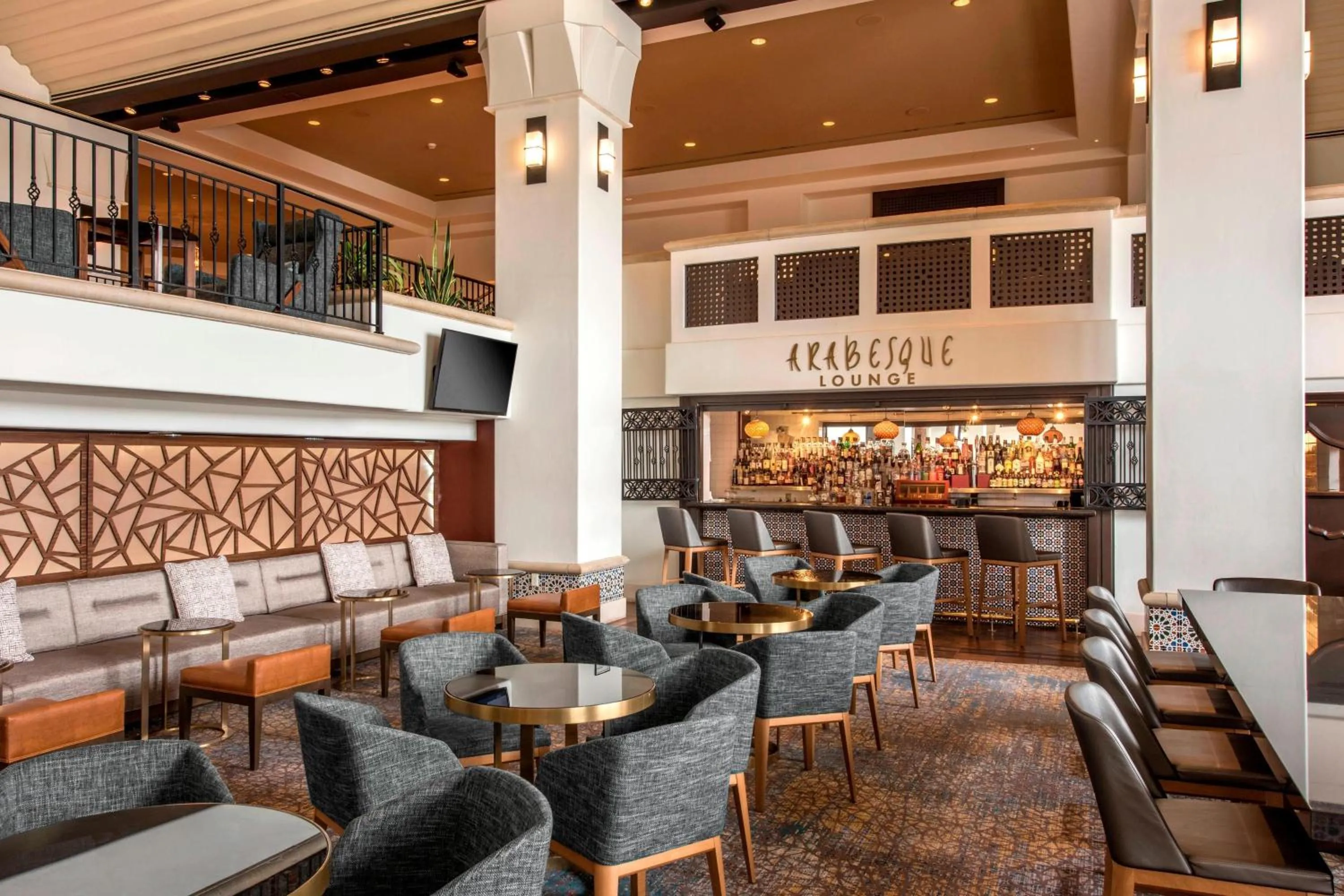 Lounge or bar in The Westin Lake Las Vegas Resort & Spa