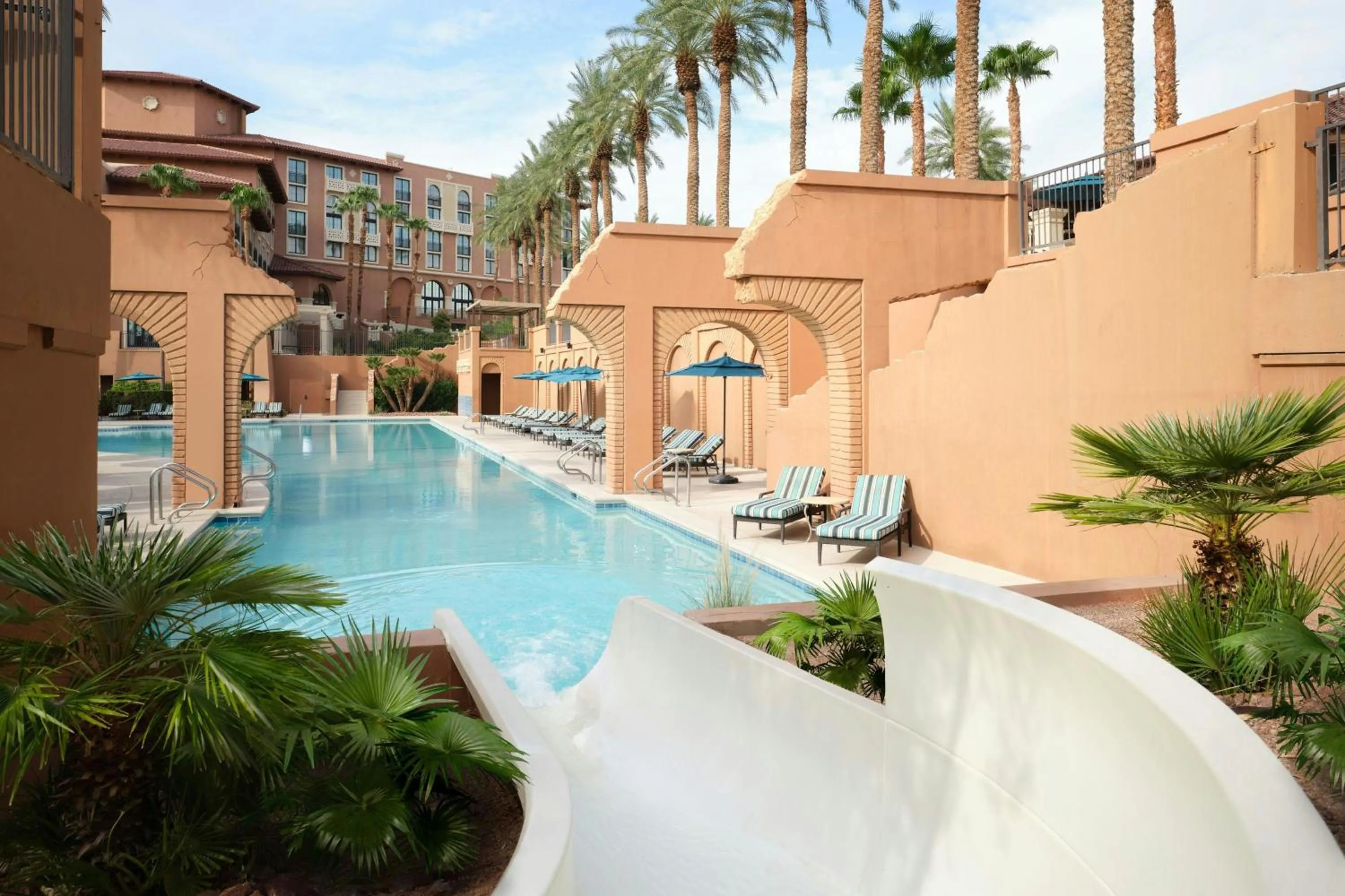 Swimming pool in The Westin Lake Las Vegas Resort & Spa
