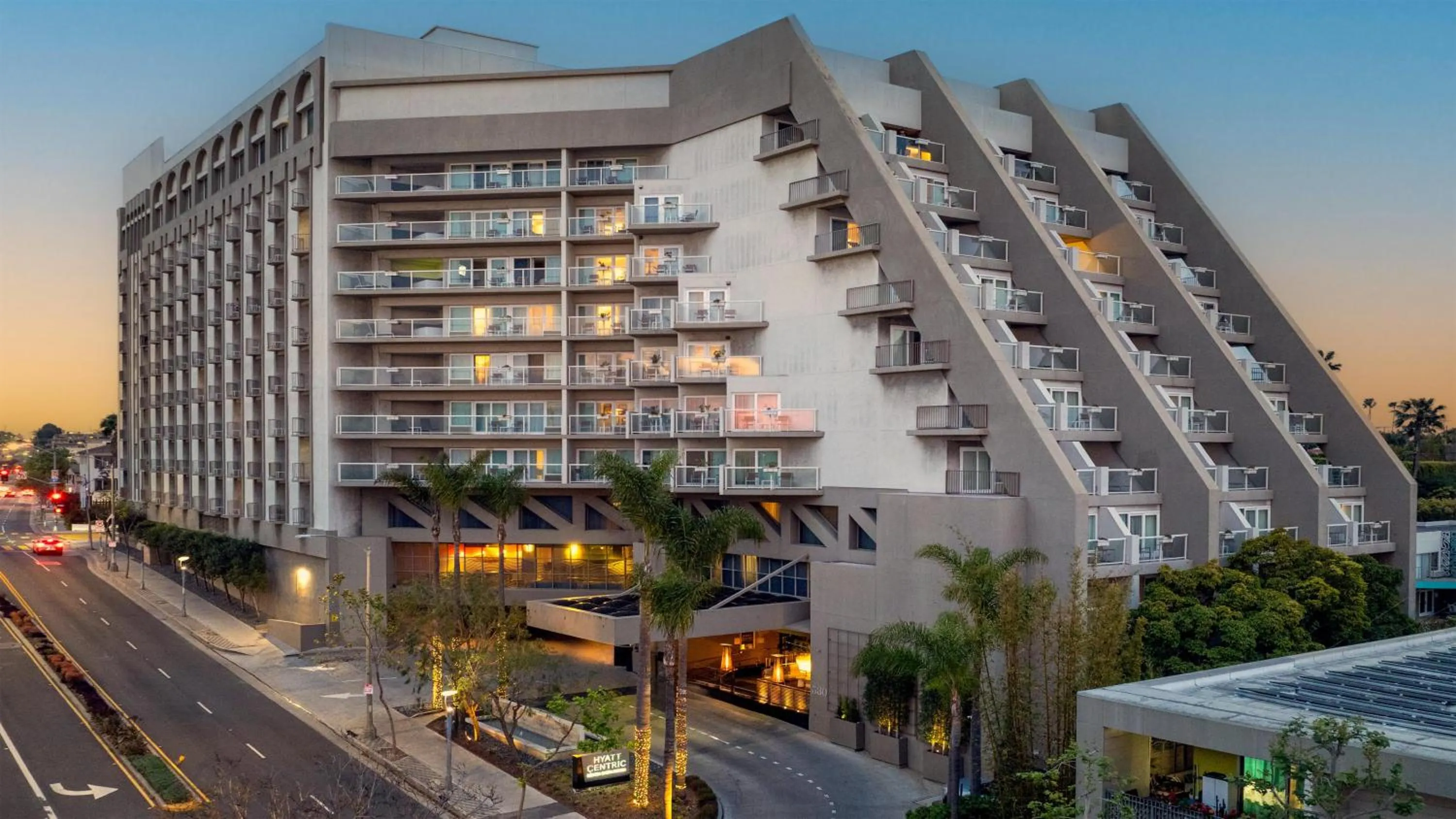 Property building in Hyatt Centric Delfina Santa Monica