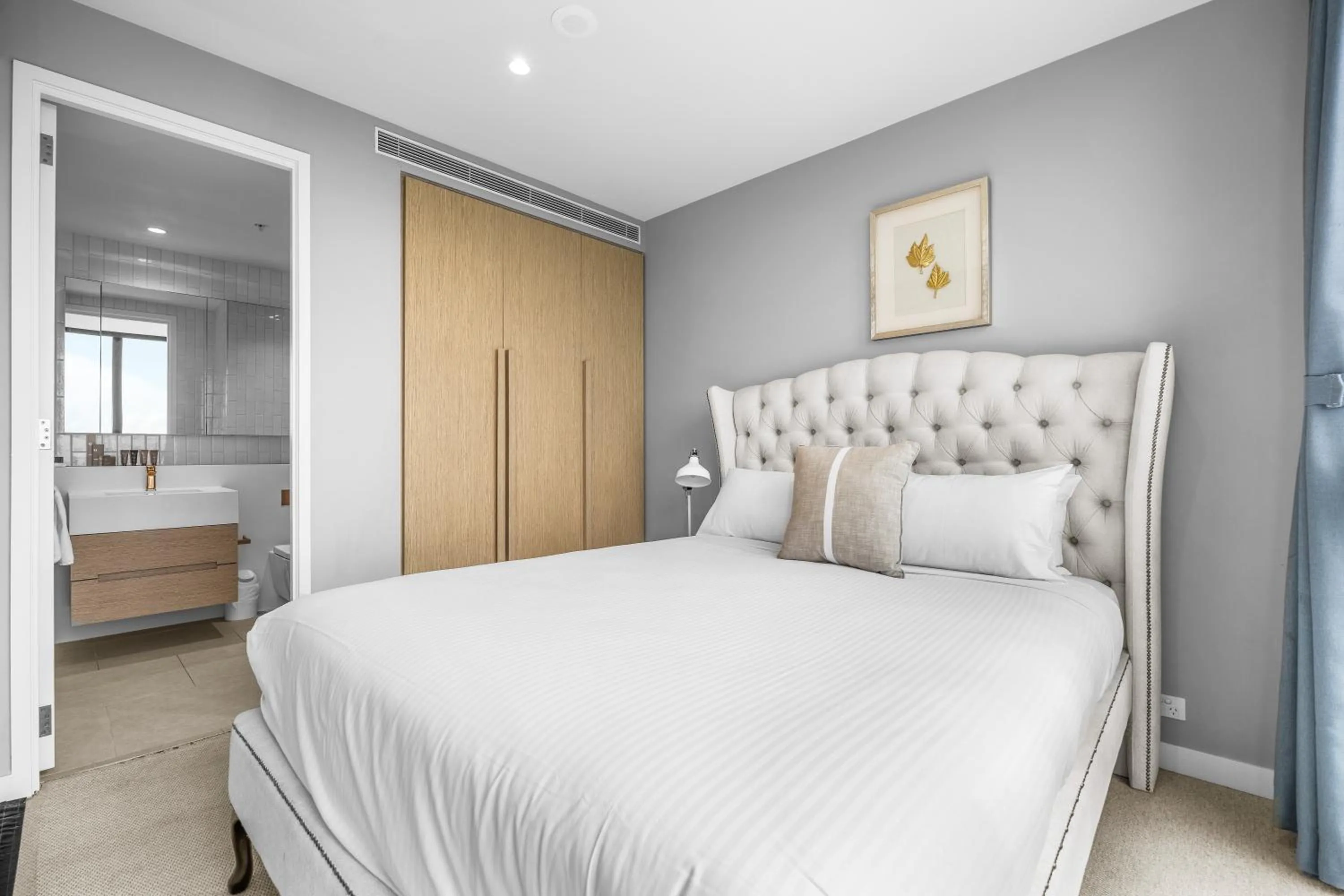 Bedroom, Bed in Collins House Apartments by CLLIX