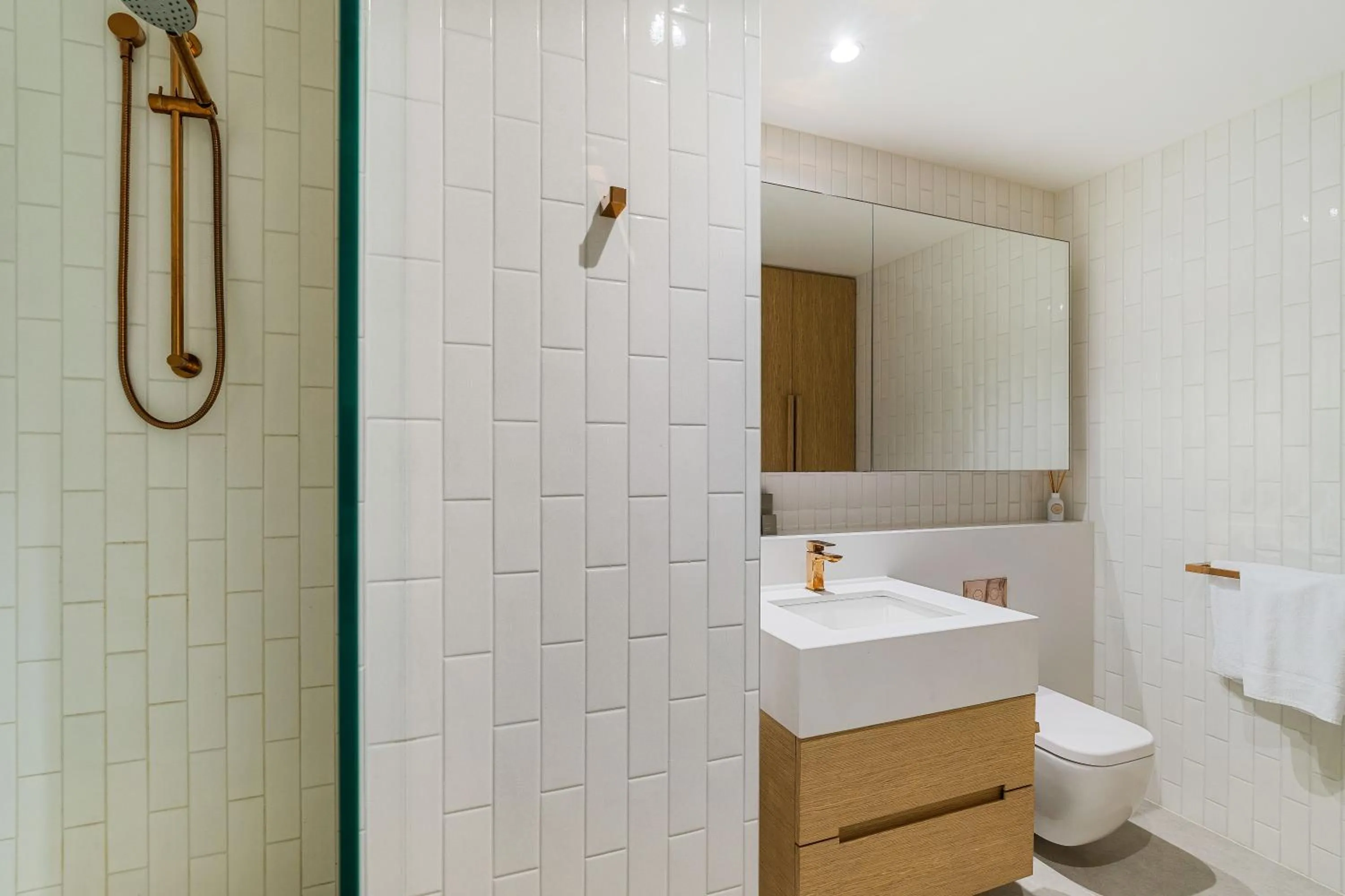 Shower in Collins House Apartments by CLLIX