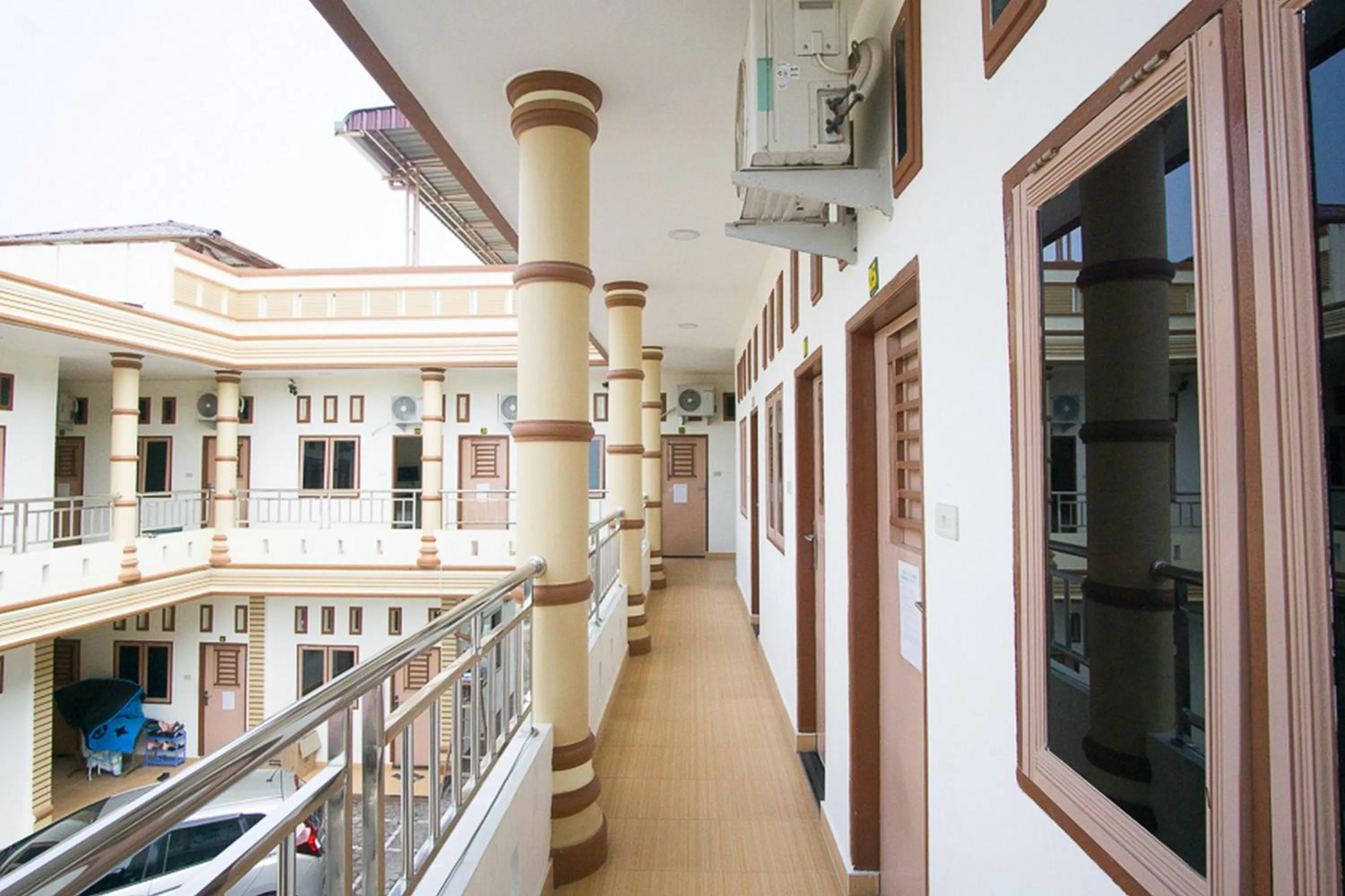 Balcony/Terrace in RedDoorz @ Pematangsiantar 2