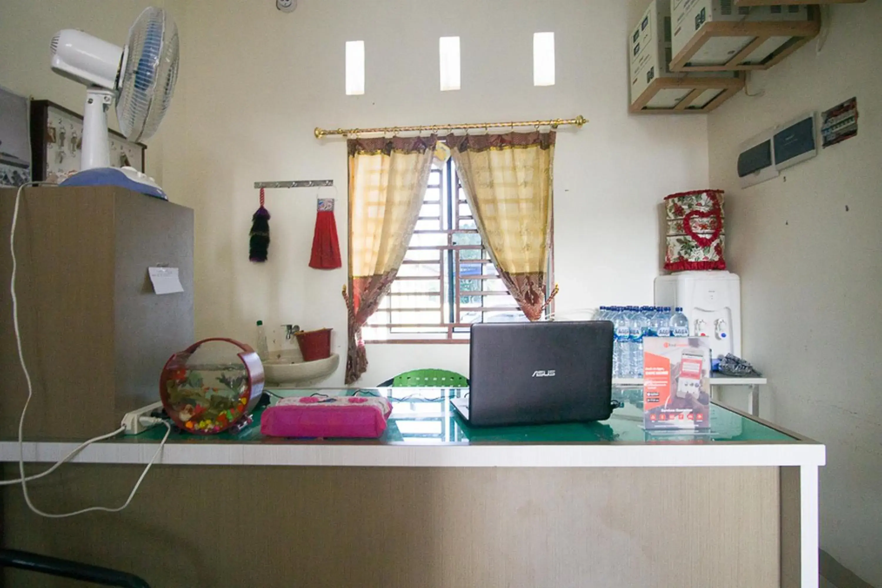 Lobby or reception in RedDoorz @ Pematangsiantar 2 Lobby or reception in RedDoorz @ Pematangsiantar 2