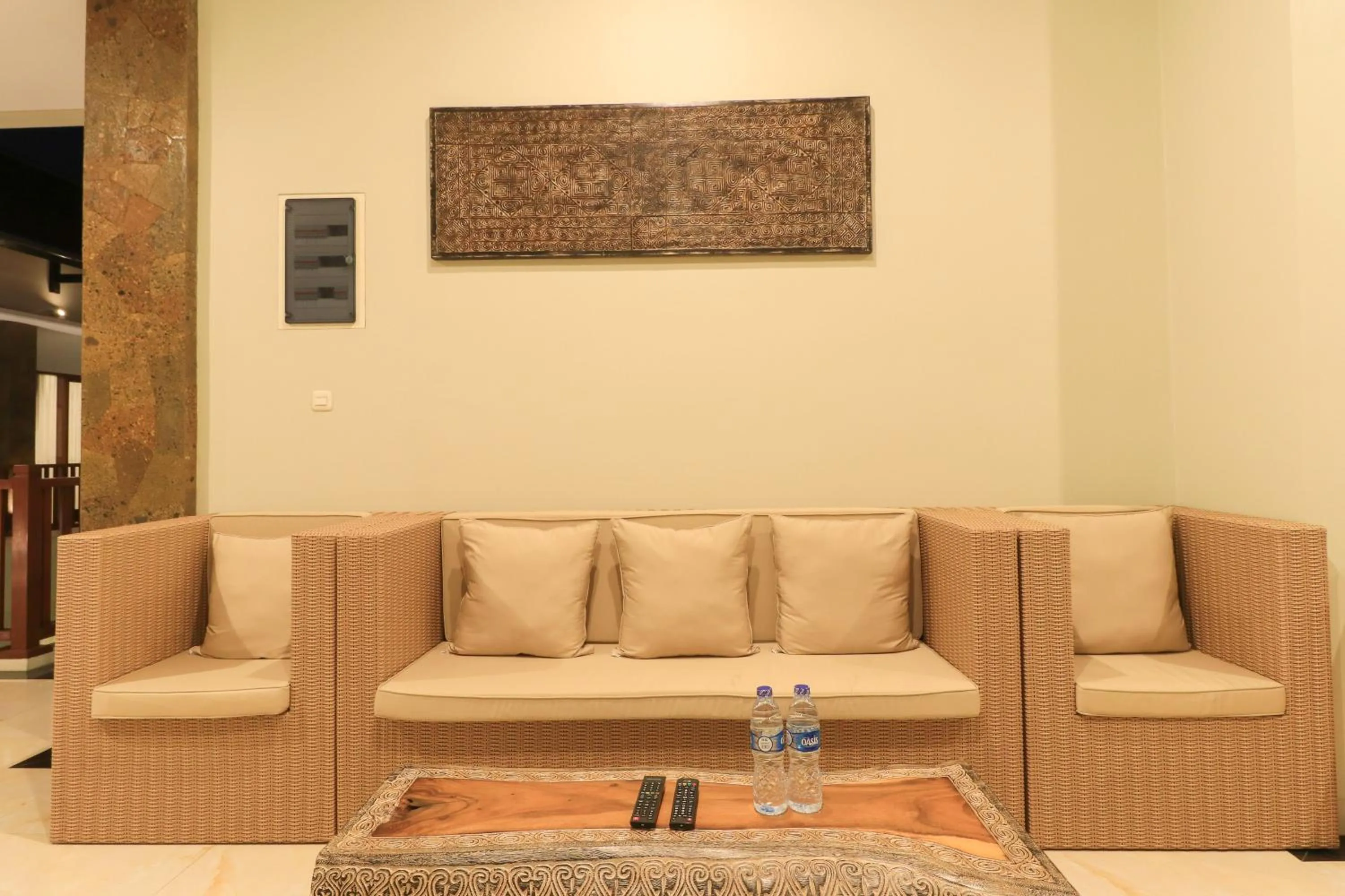 Seating area in Linda Villa 2