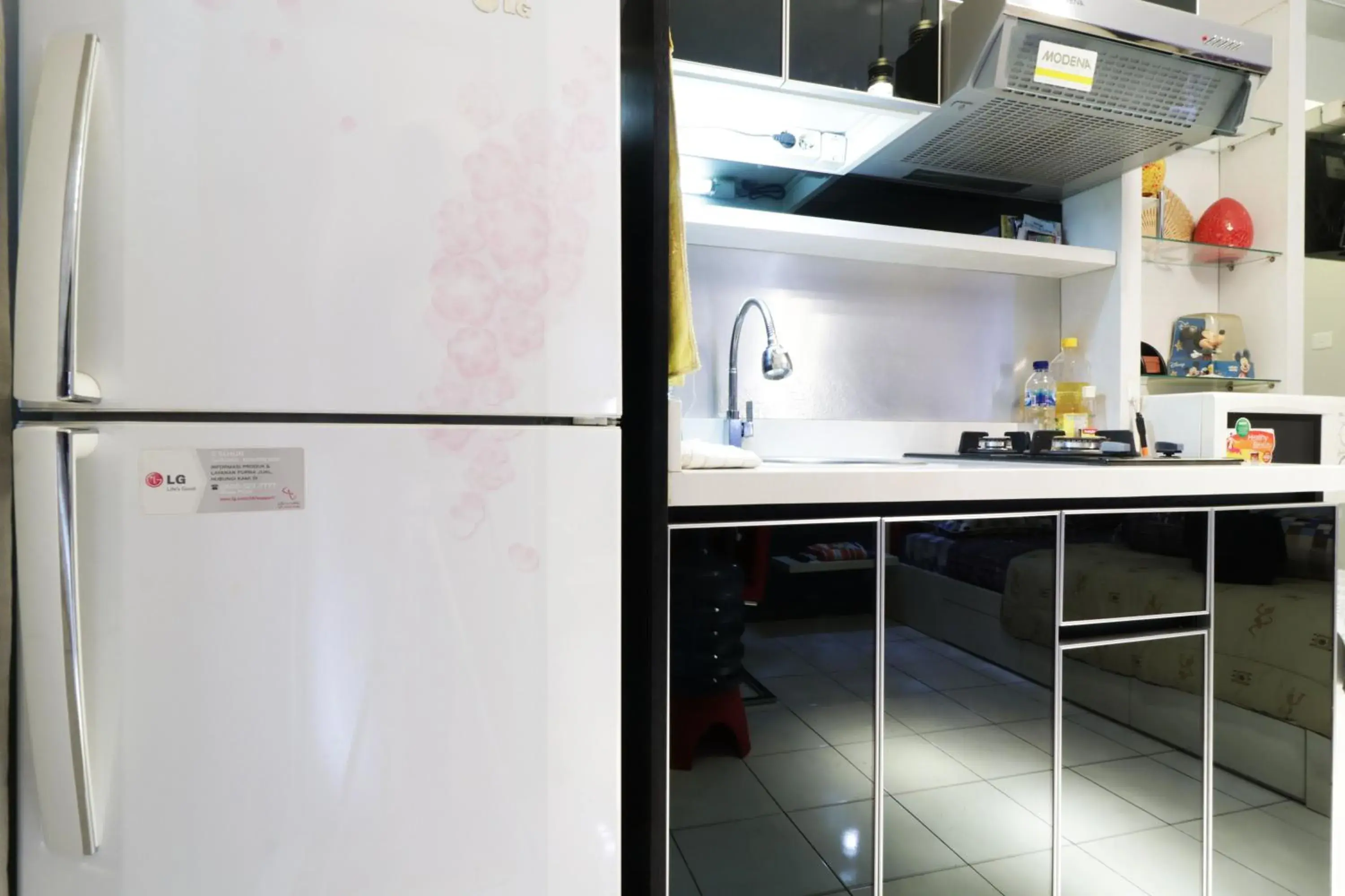 Kitchen or kitchenette in Apartment Kalibata City by Novi Kitchen or kitchenette in Apartment Kalibata City by Novi