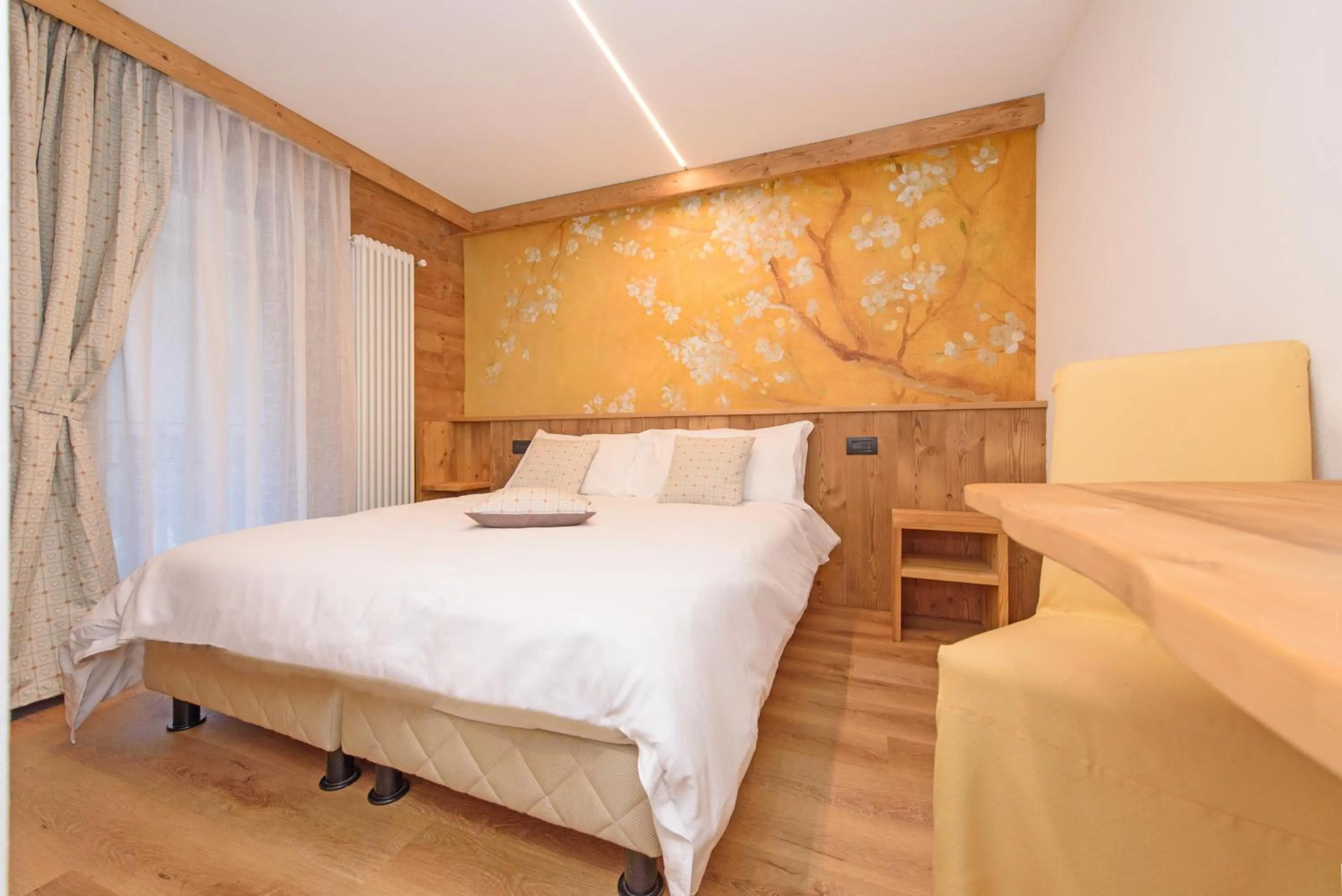 Bed in Hotel Des Roses