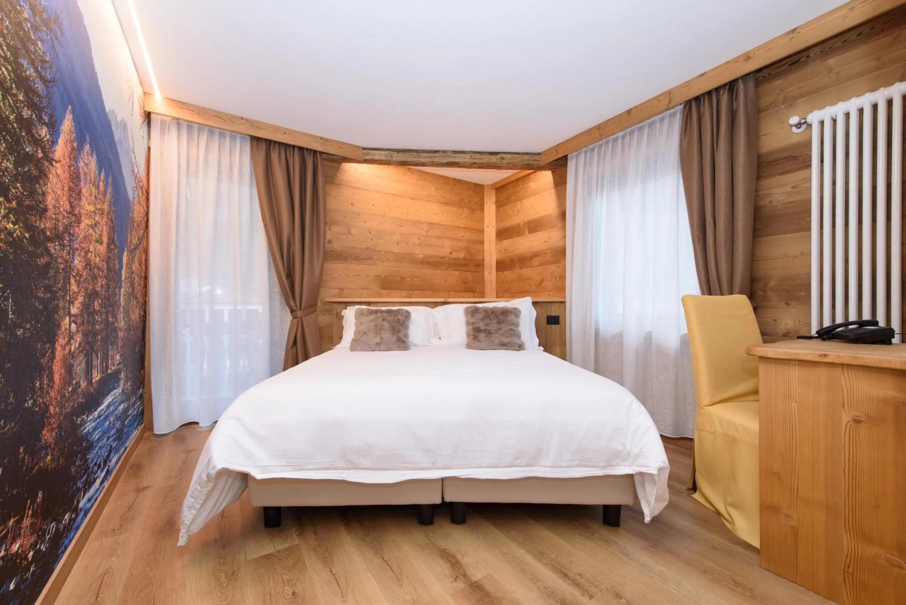 Bed in Hotel Des Roses