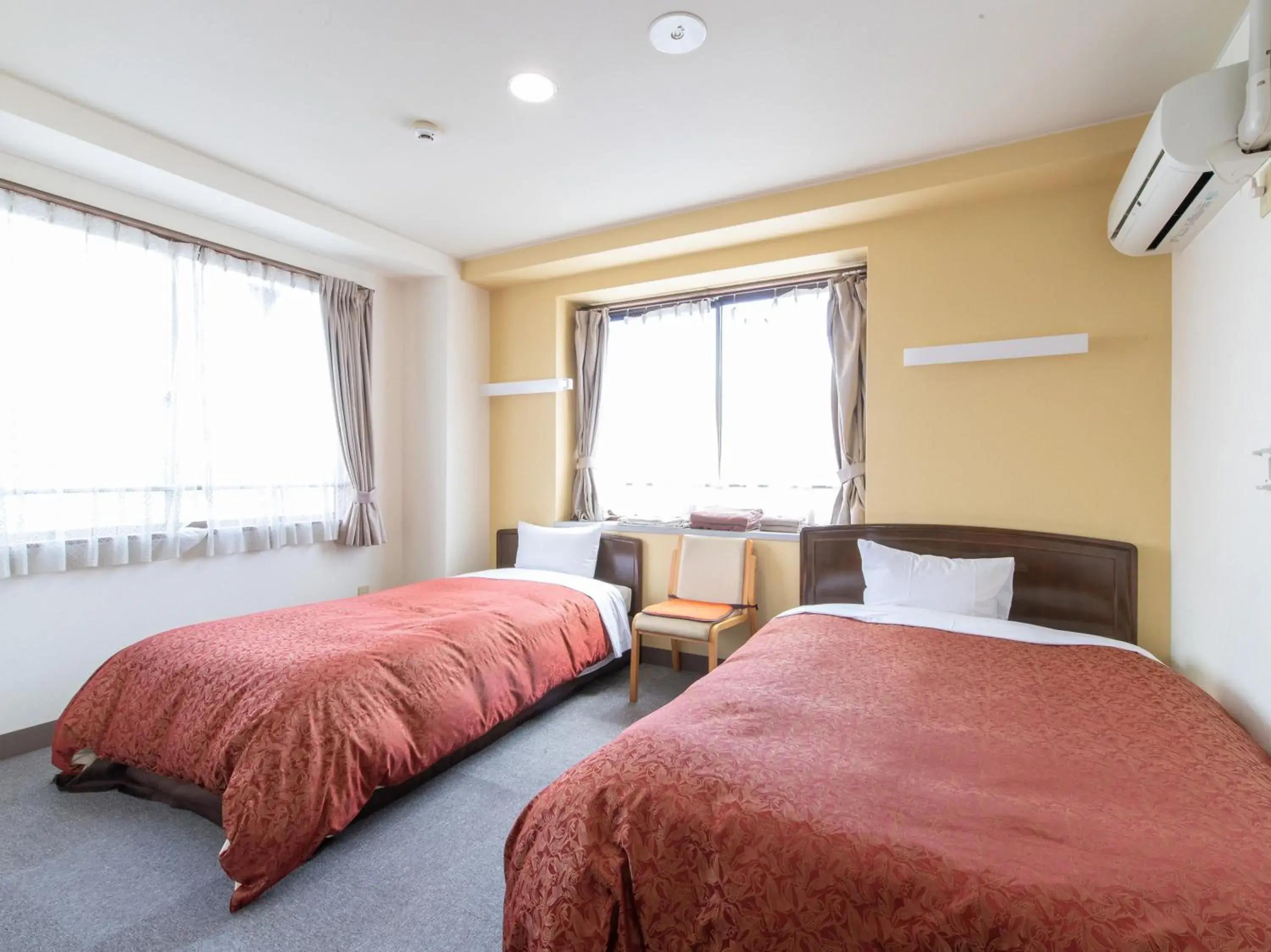 Twin Room - single occupancy in Tabist Rays Hotel Yakata Twin Room - single occupancy in Tabist Rays Hotel Yakata