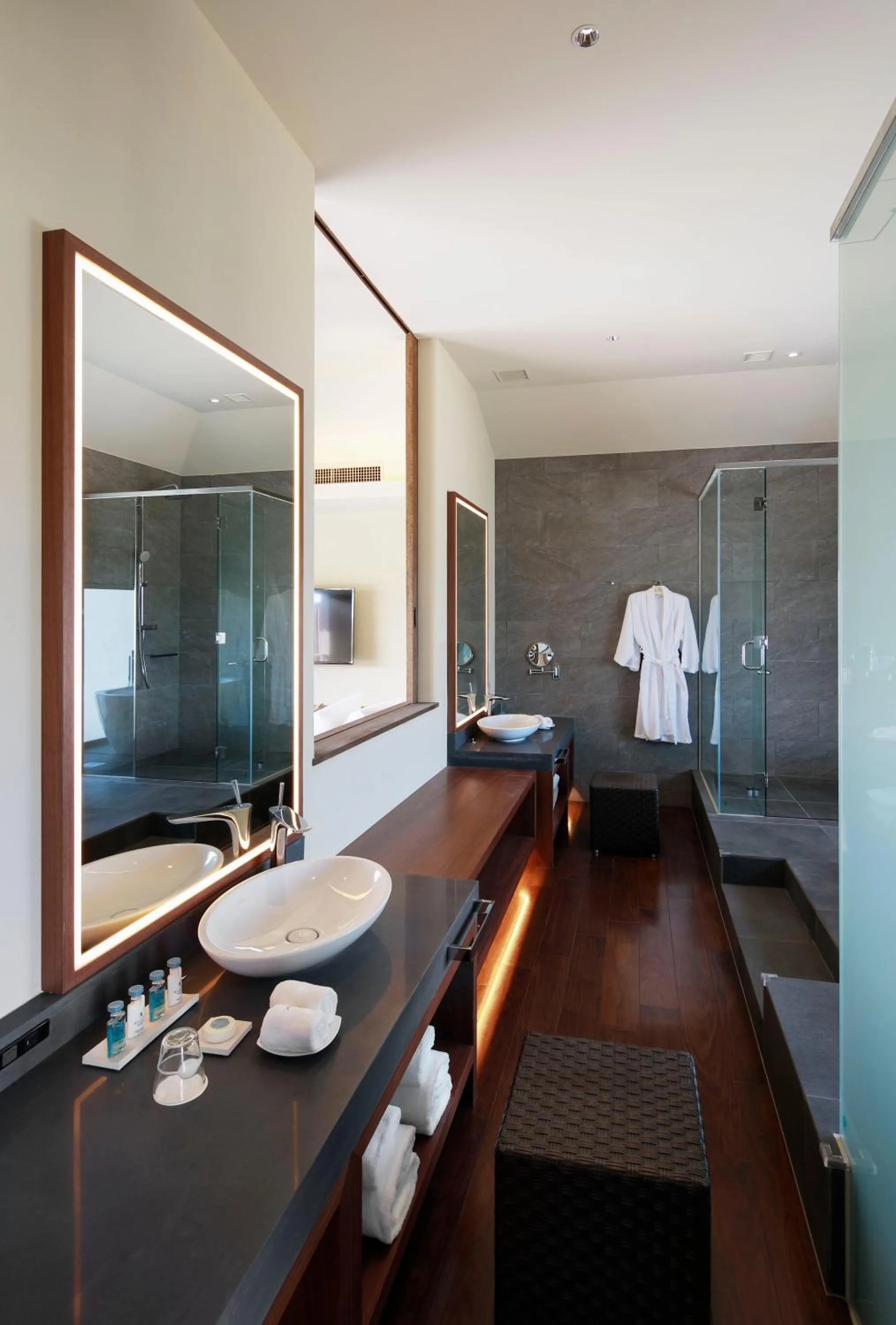 Bathroom in THE HIRAMATSU HOTELS & RESORTS GINOZA OKINAWA