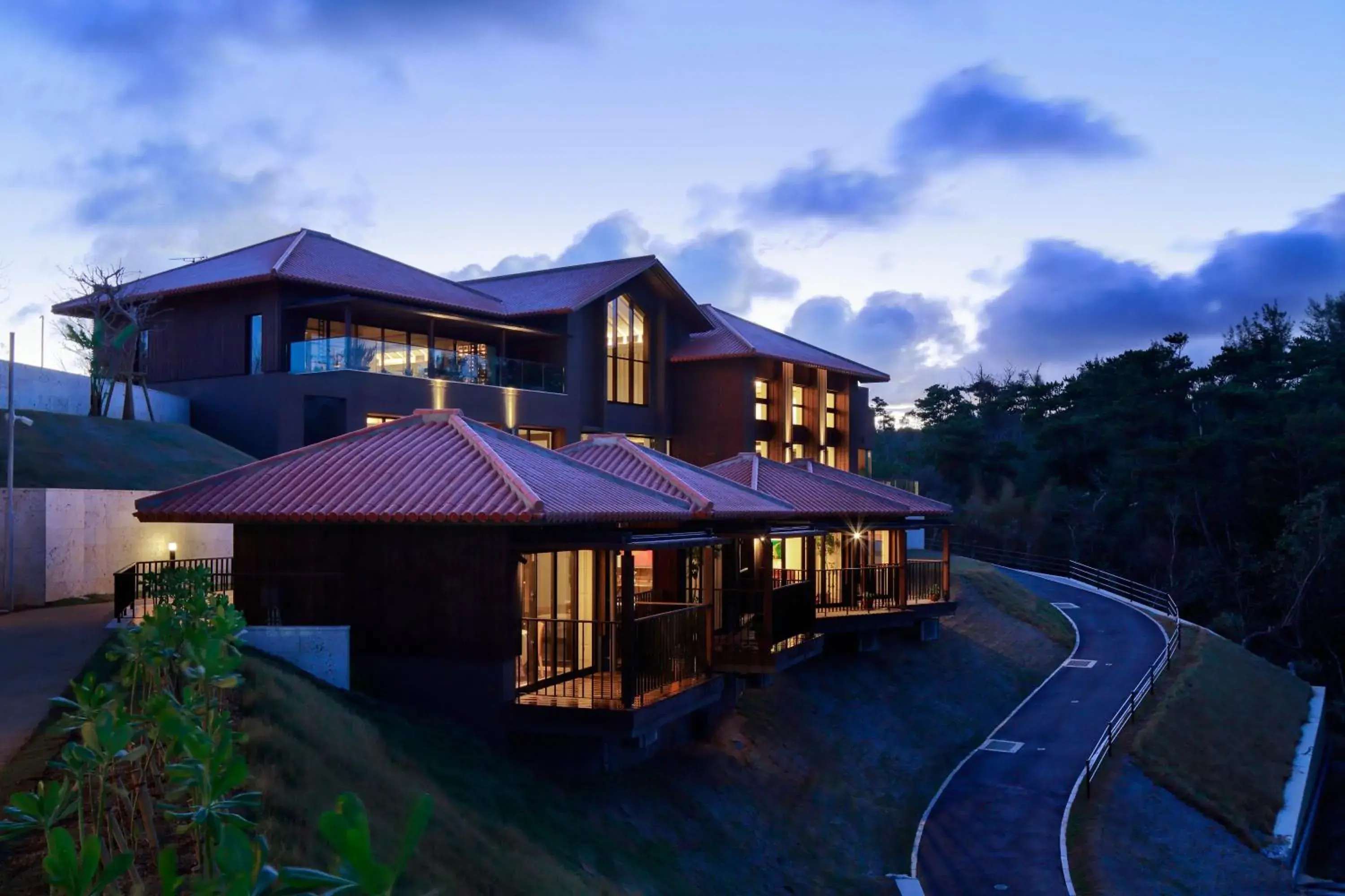 Property building in THE HIRAMATSU HOTELS & RESORTS GINOZA OKINAWA Property building in THE HIRAMATSU HOTELS & RESORTS GINOZA OKINAWA