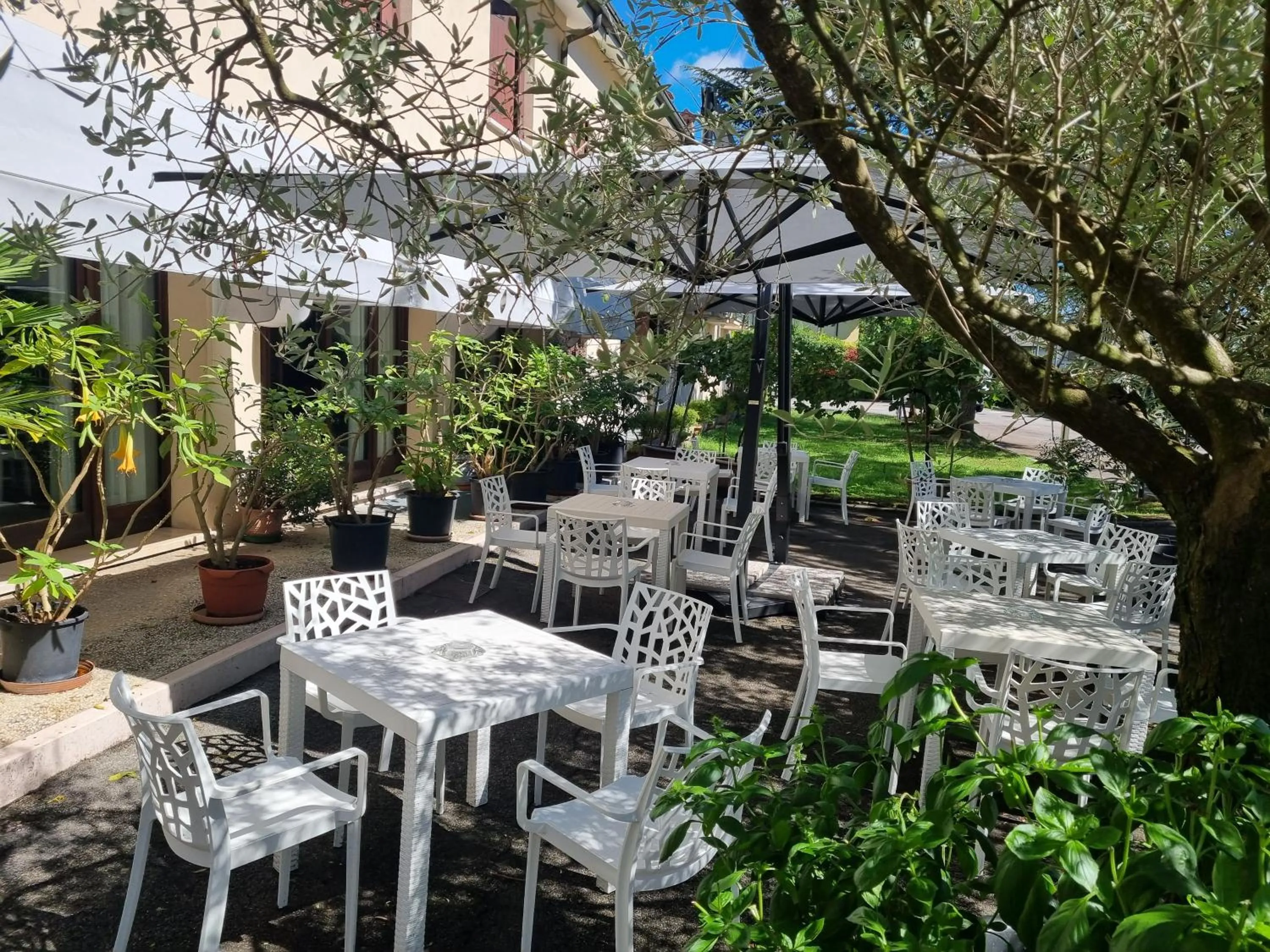 Property building in Hotel Piroga Padova