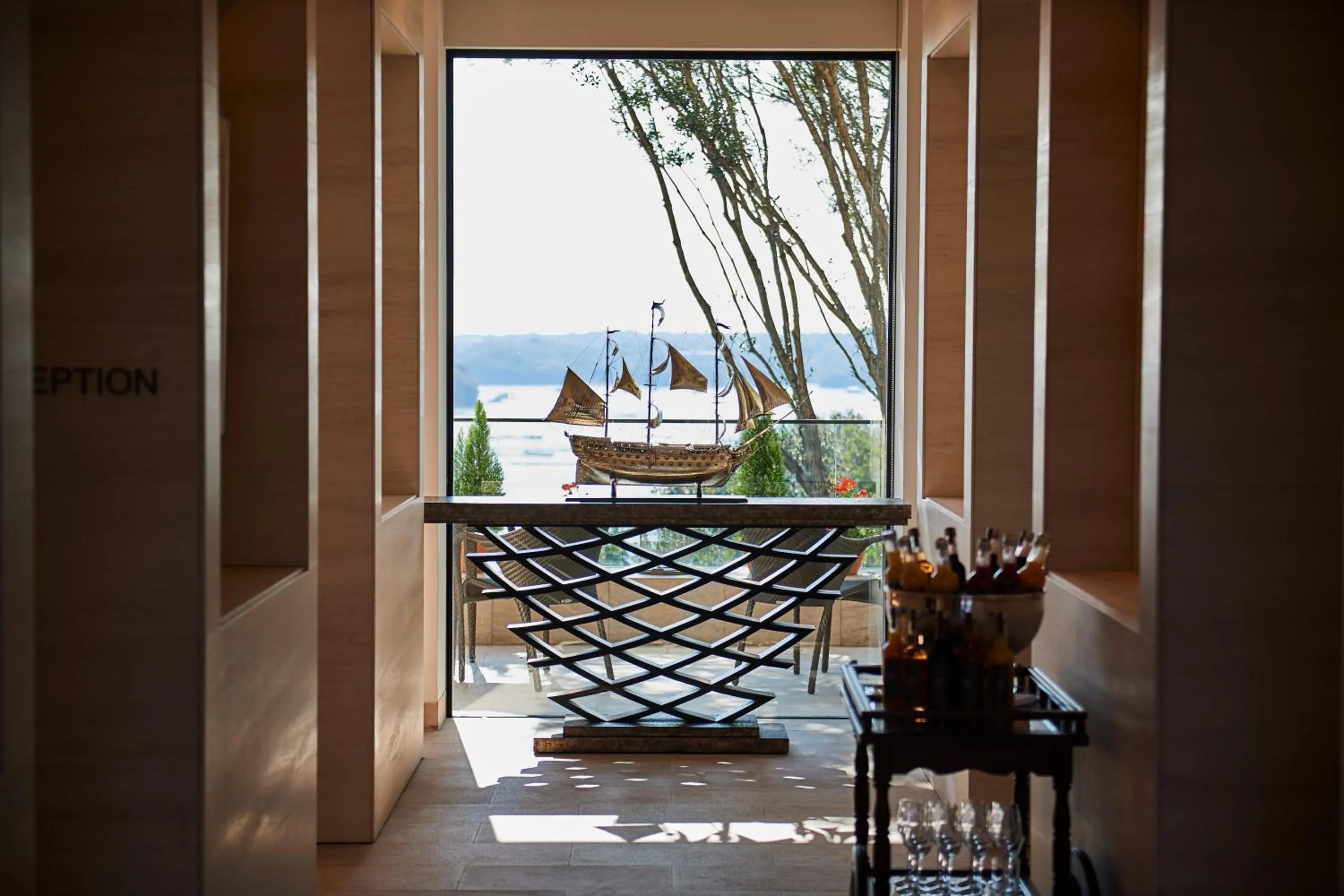 Lobby or reception in THE HIRAMATSU HOTELS & RESORTS KASHIKOJIMA